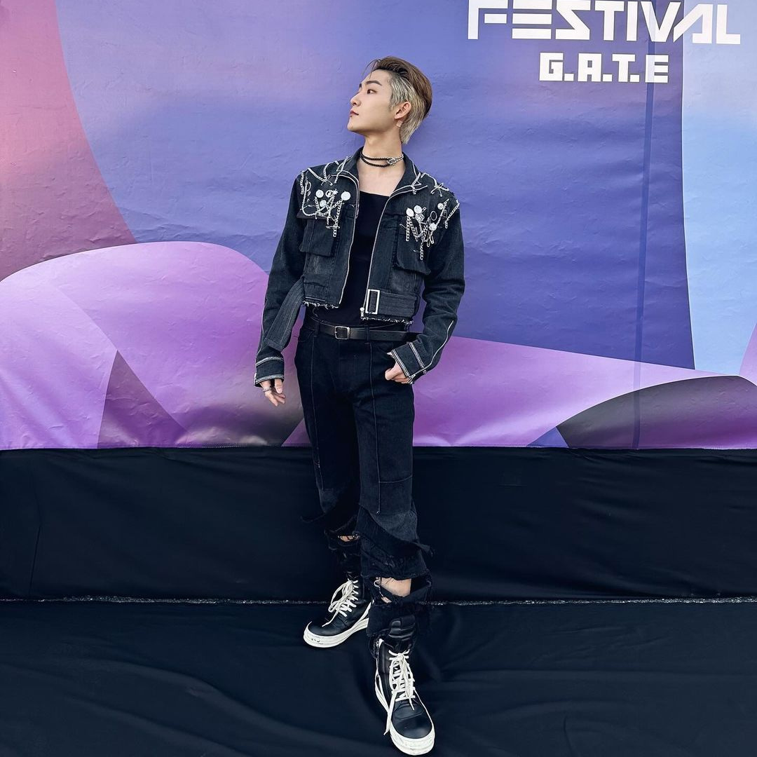 Rick Owens Geobasket Full Grain Calf Leather Strobe Sneakers Black Milk White 착용 스타일 - 2