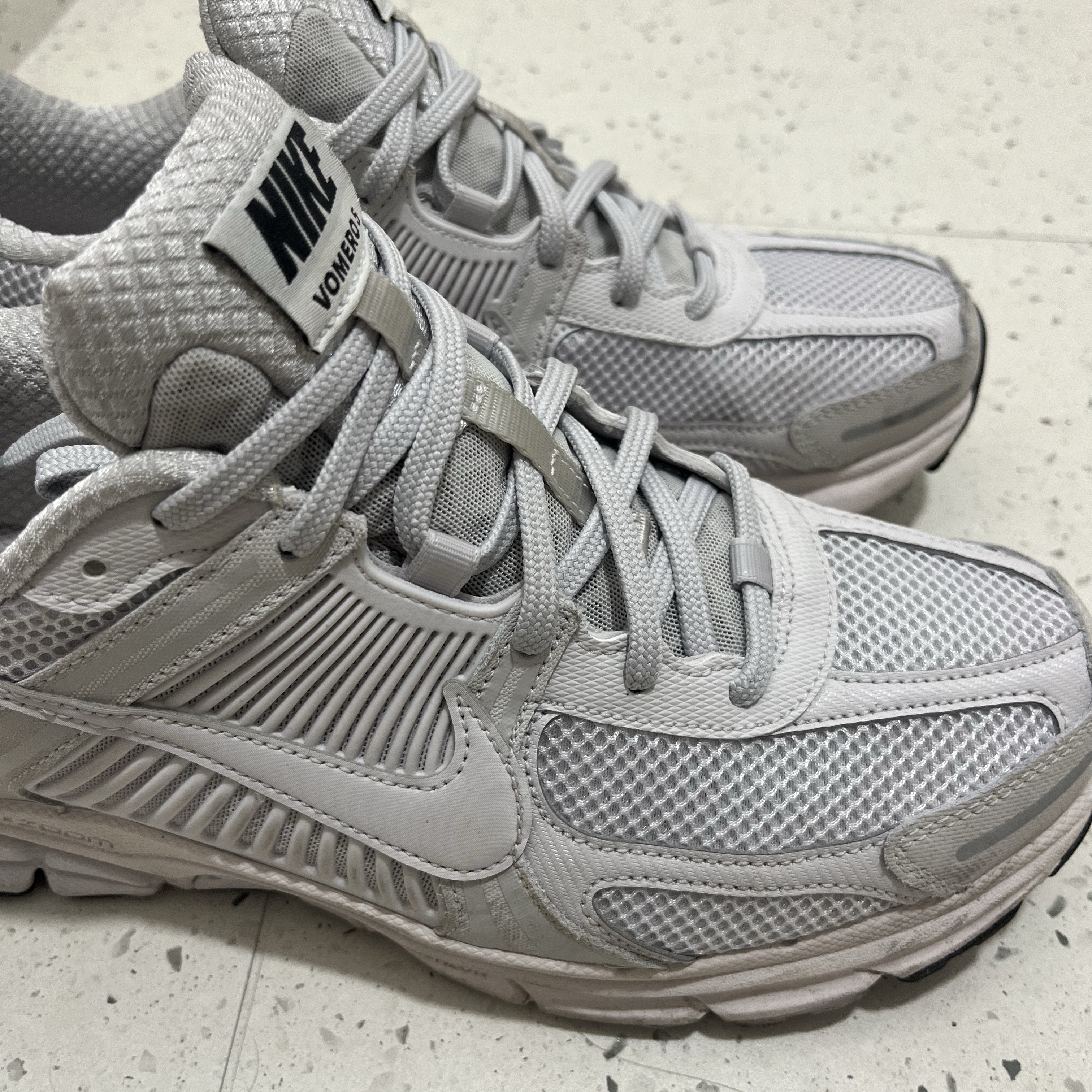 Nike Zoom Vomero 5 SP Vast Grey 2023 착용 스타일