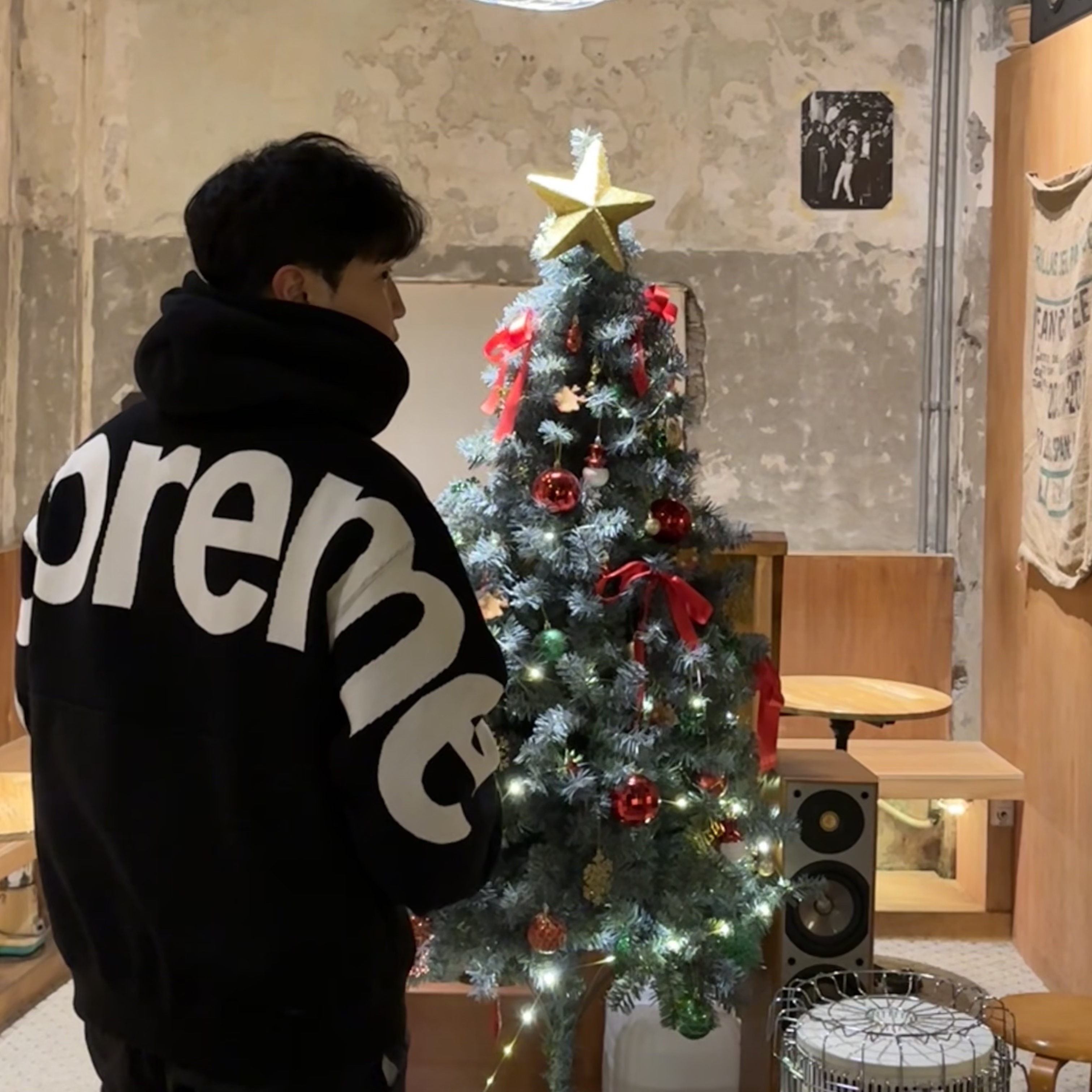 Supreme Big Logo Jacquard Hooded Sweatshirt Black - 23FW 착용 스타일