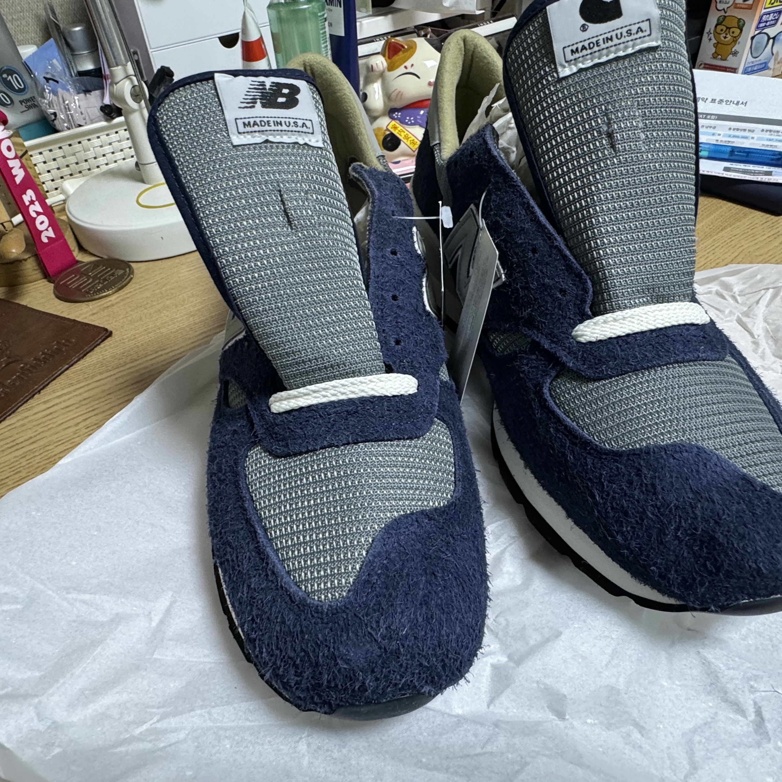 New Balance x Carhartt WIP 990v1 Made in USA Sculpture Center 착용 스타일 - 6