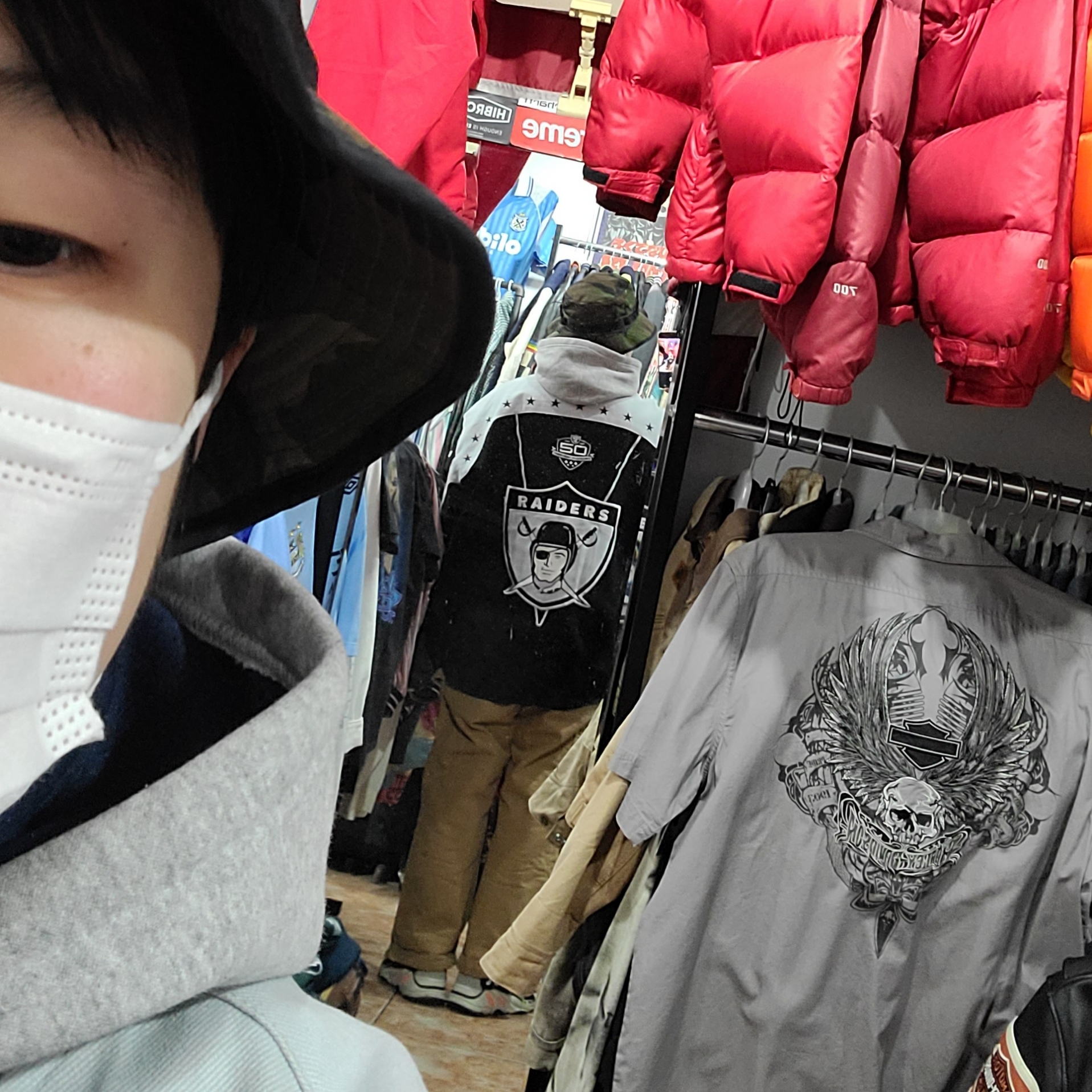 Adidas Yeezy Boost 700 Wave Runner Solid Grey 2017/2019 착용 스타일