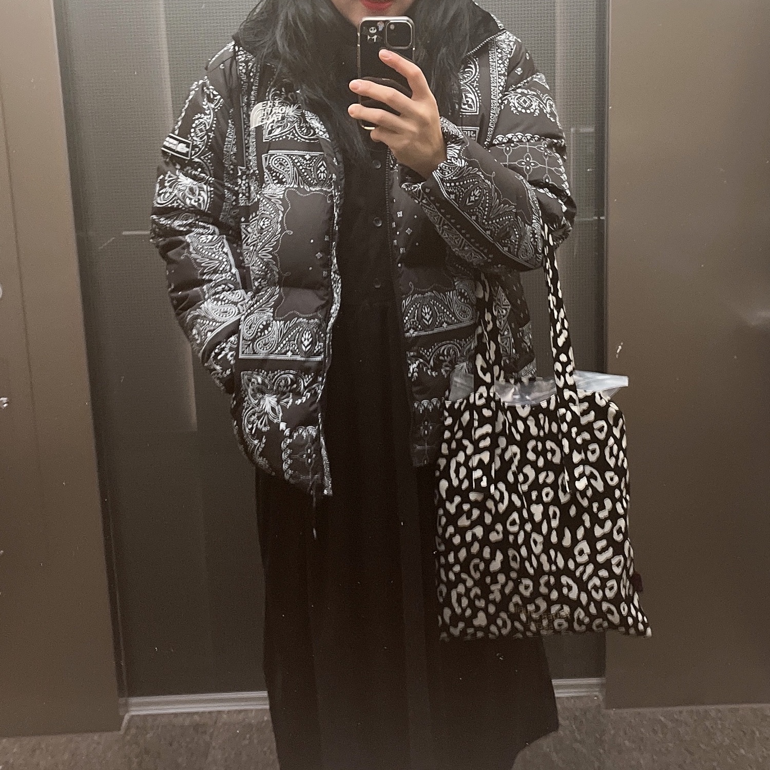 The North Face Novelty Lofty Down Jacket Real Black 착용 스타일 - 2
