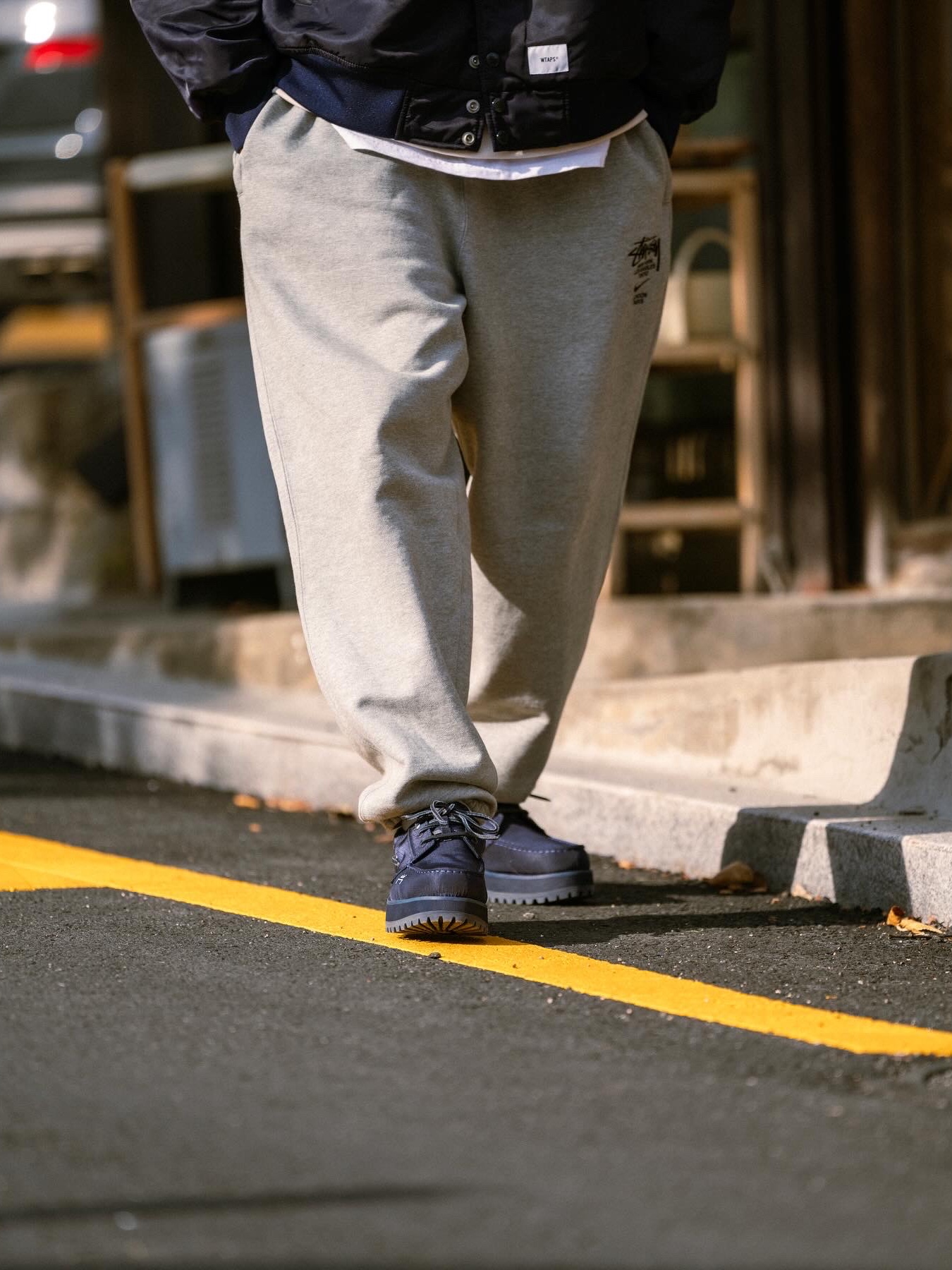 Timberland x A-Cold-Wall 3-Eye Boat Shoes Black - Wide, Nike x Stussy NRG RA Fleece Pants Dark Grey Heather (DJ9490-063) 착용 스타일 - 3