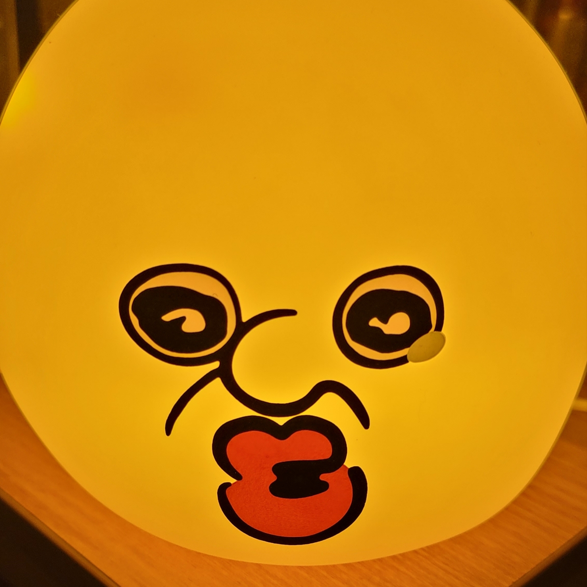 Bbangbbang Getting Hit Mood Lamp 착용 스타일 - 1