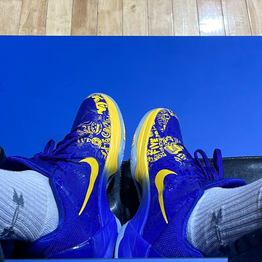 Nike Kobe 5 Protro 5 Rings 착용 스타일