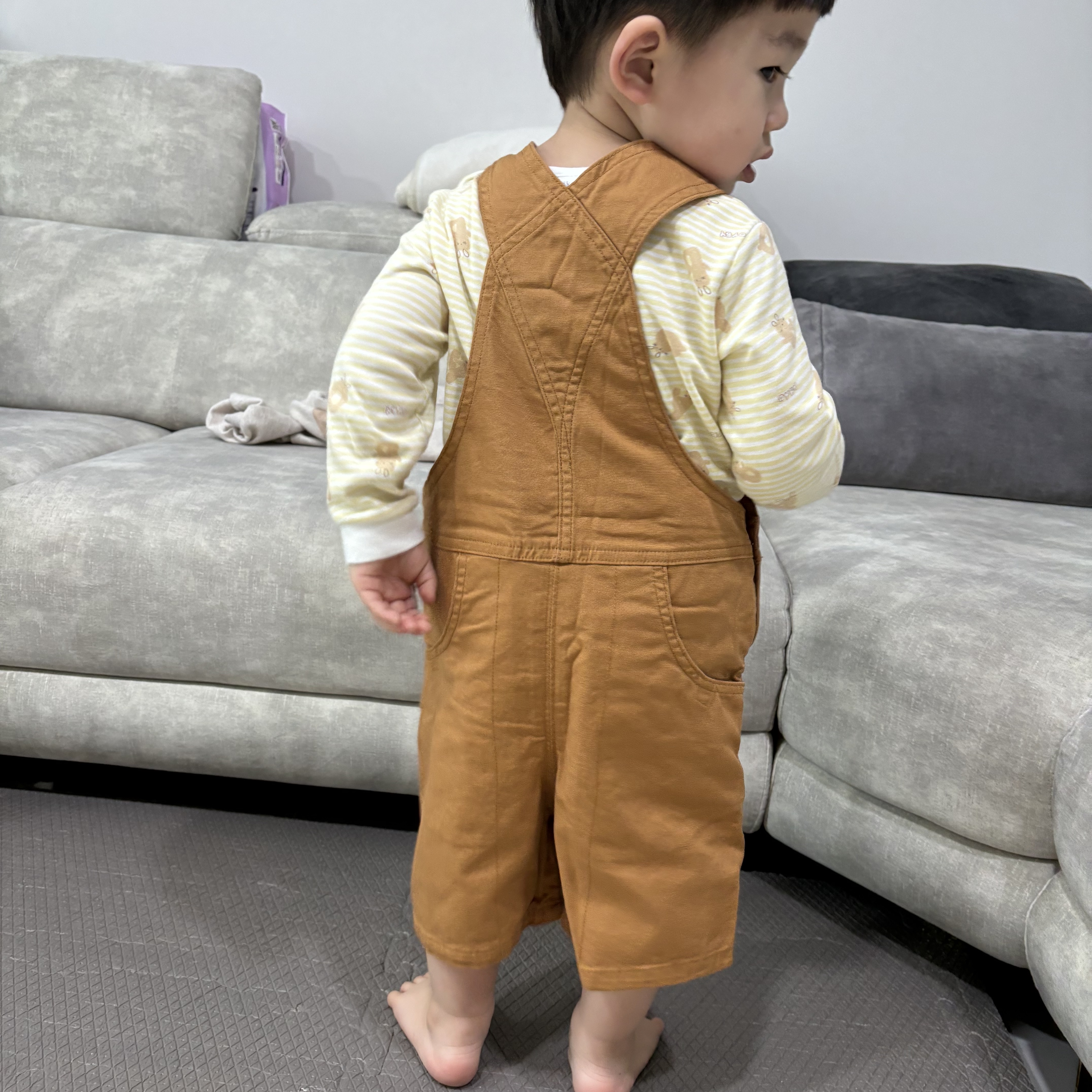 (Baby) Patagonia Stand Up Shortalls Umber Brown 착용 스타일 - 2