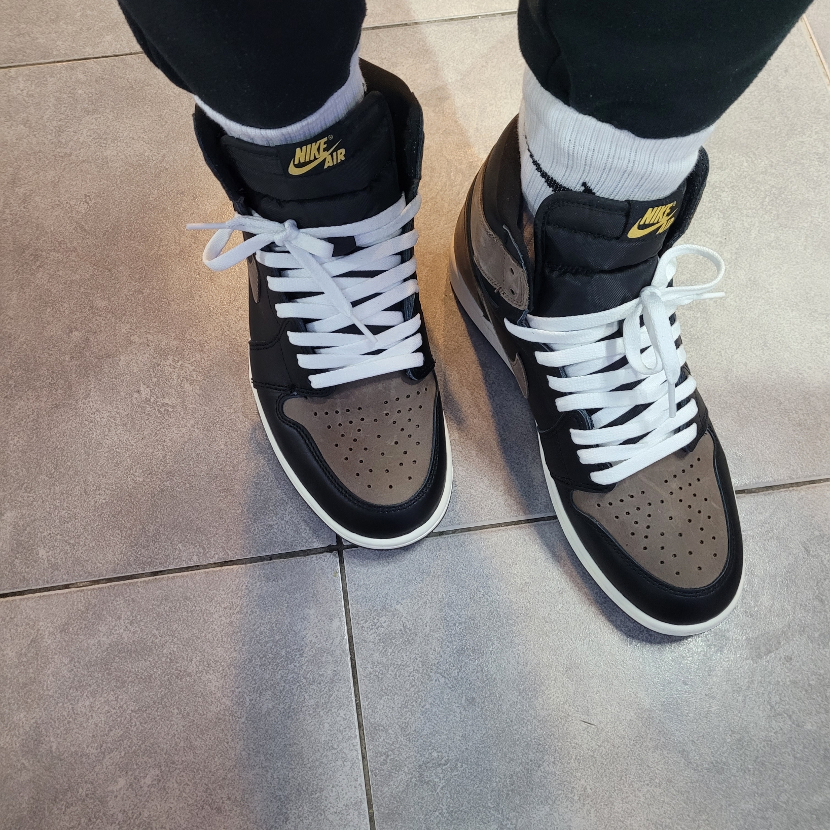 Jordan 1 Retro High OG Palomino 착용 스타일 - 2