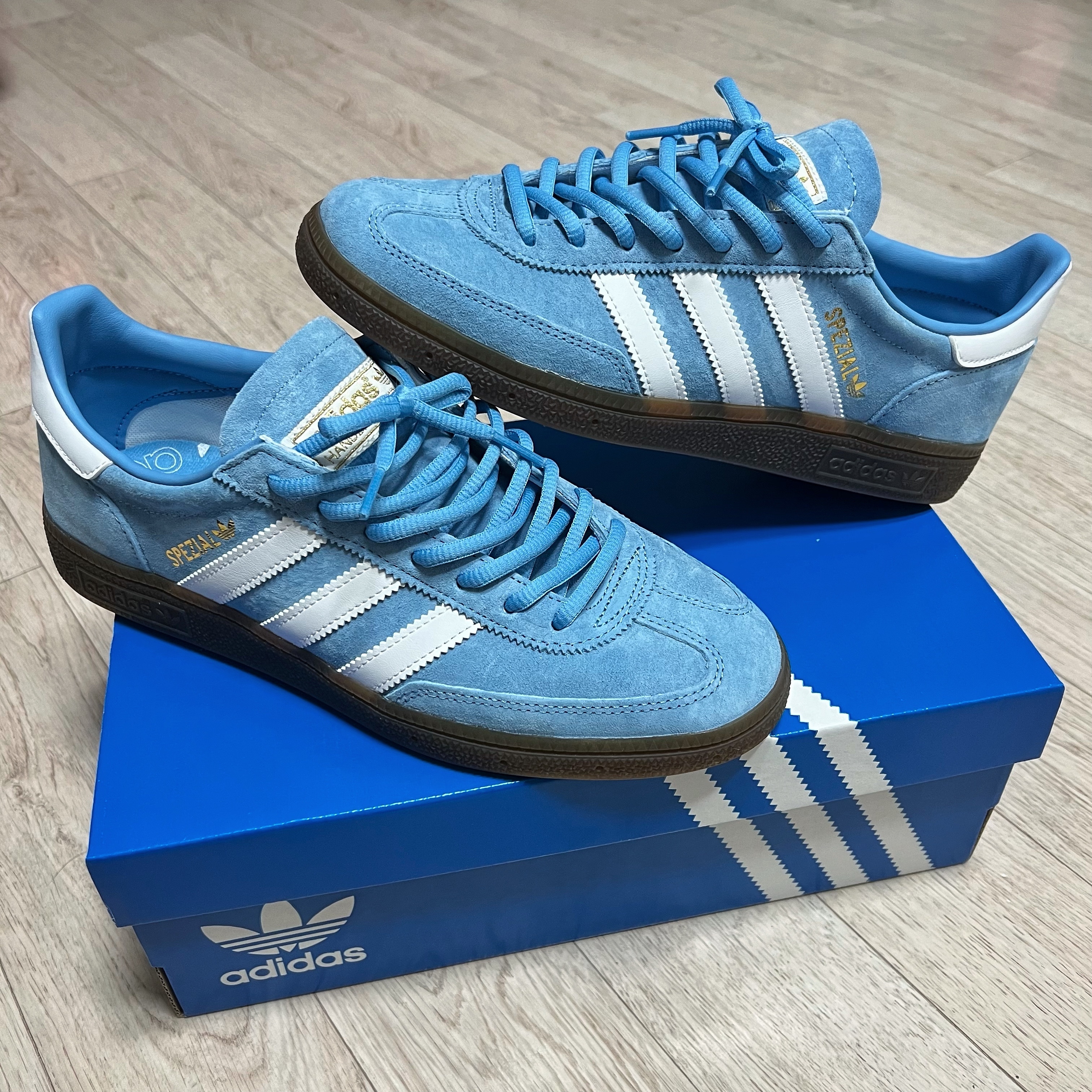 Adidas Spezial Handball Light Blue 착용 스타일