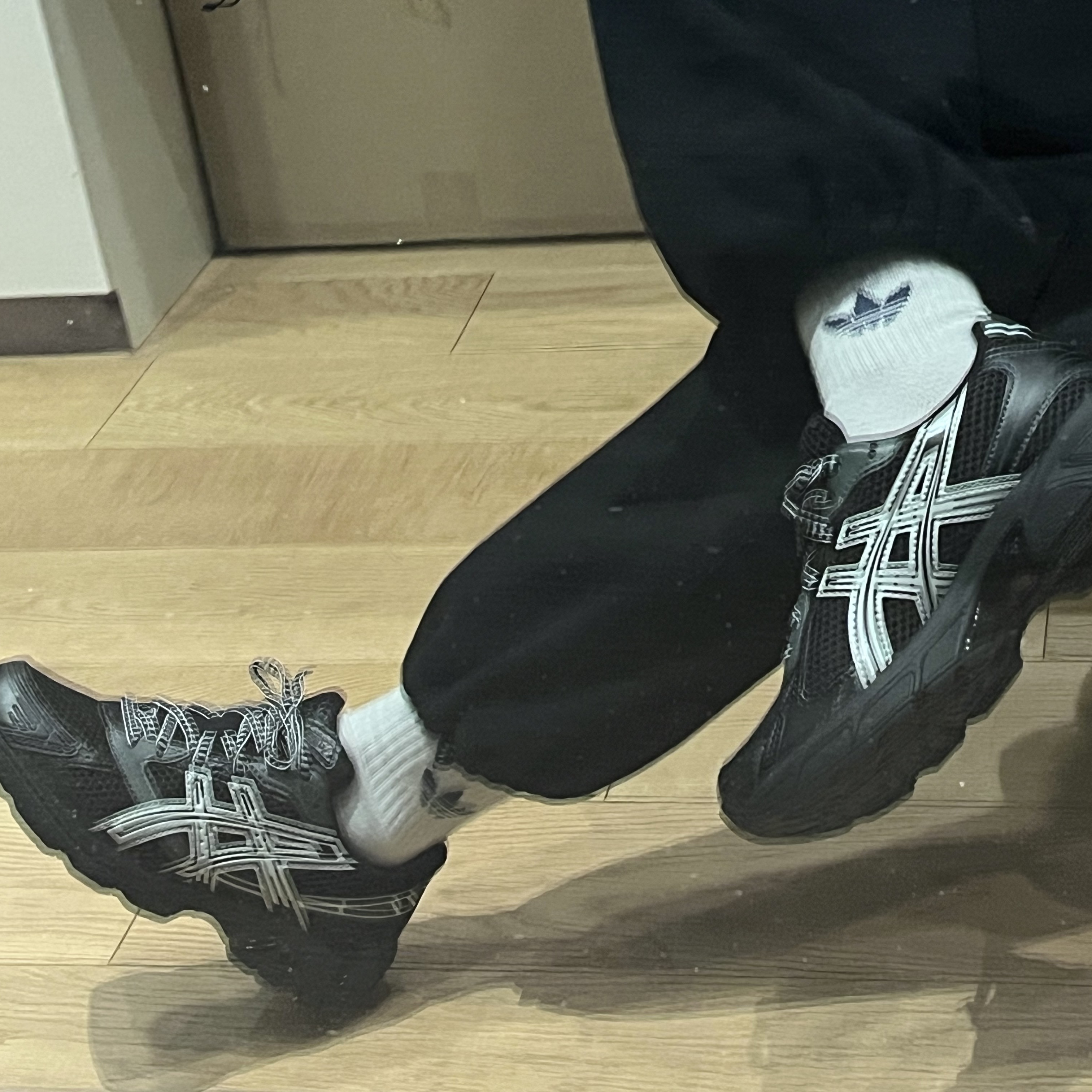 Asics Gel-1130 Black Glacier Grey - Folder Exclusive 착용 스타일 - 1