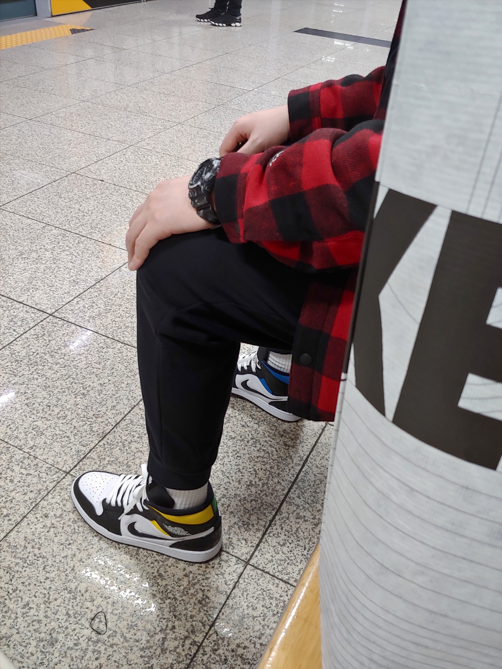 Jordan 1 Mid Quai 54 2019 착용 스타일