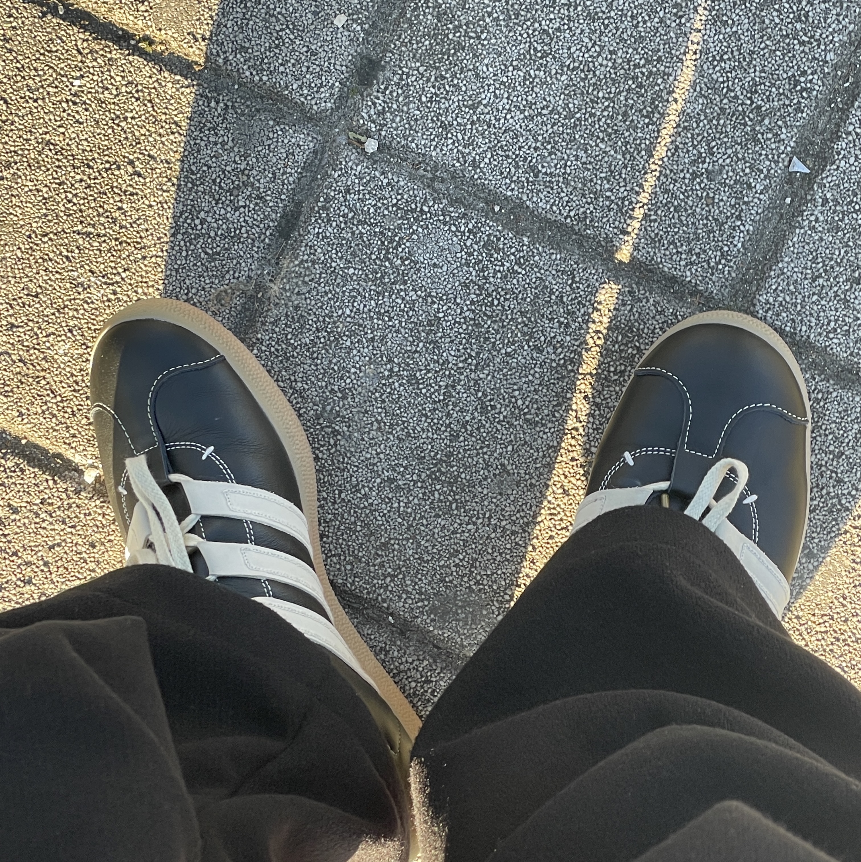 Adidas x Foot Industry Gazelle Core Black Cream White 착용 스타일