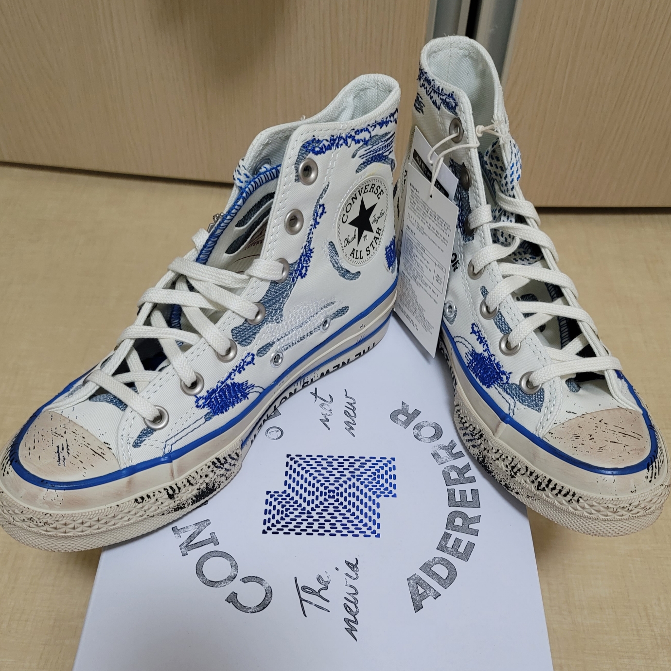 Converse x Ader Error Chuck 70 High White 착용 스타일 - 1