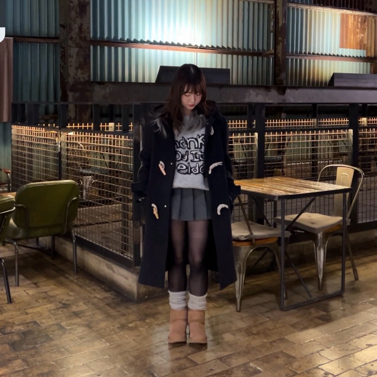 (W) UGG Classic Mini II Boots Chestnut 착용 스타일 - 3