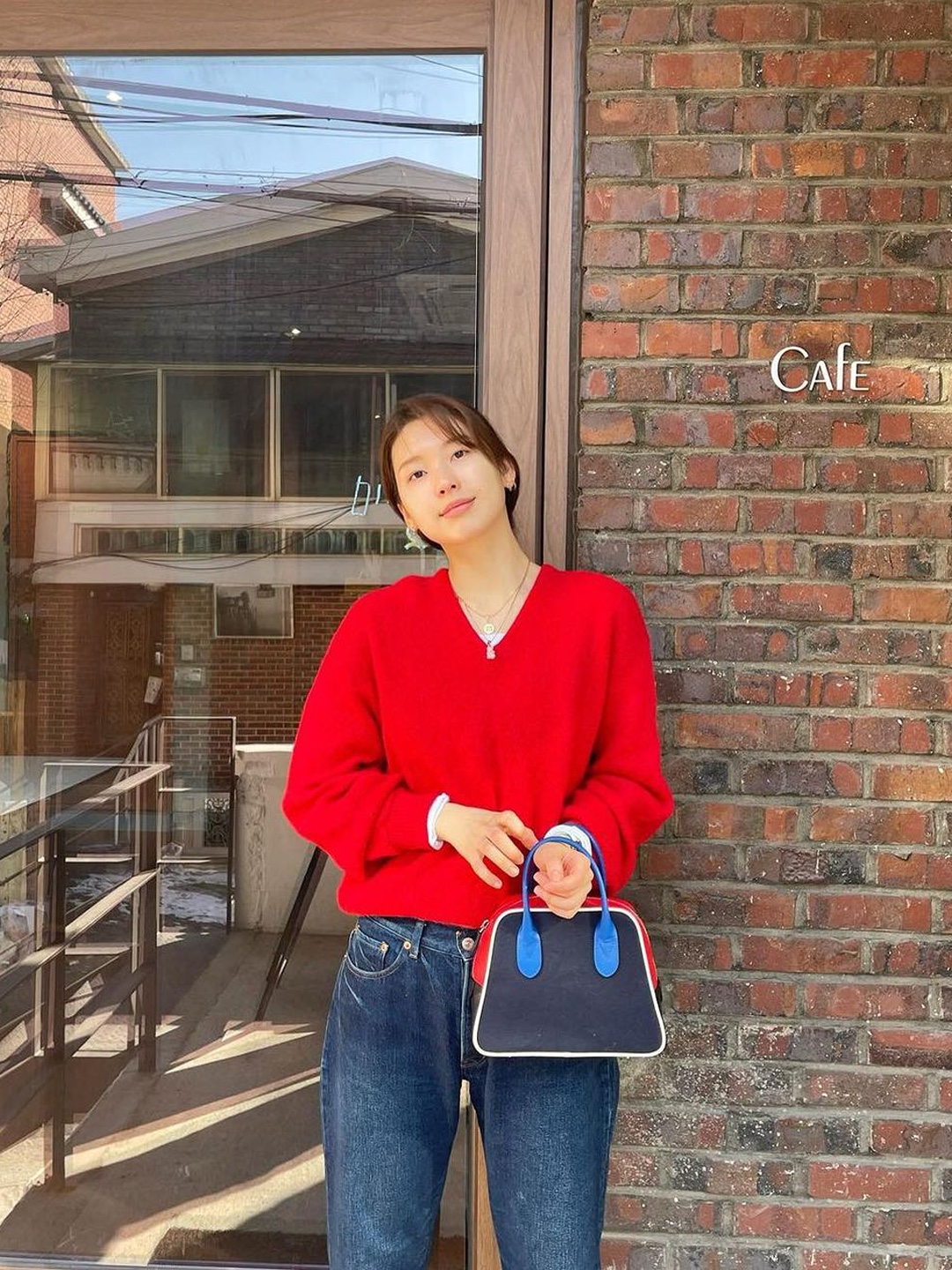니히 우먼 워시드 와이드 데님 팬츠 블루 착용 스타일 - 5