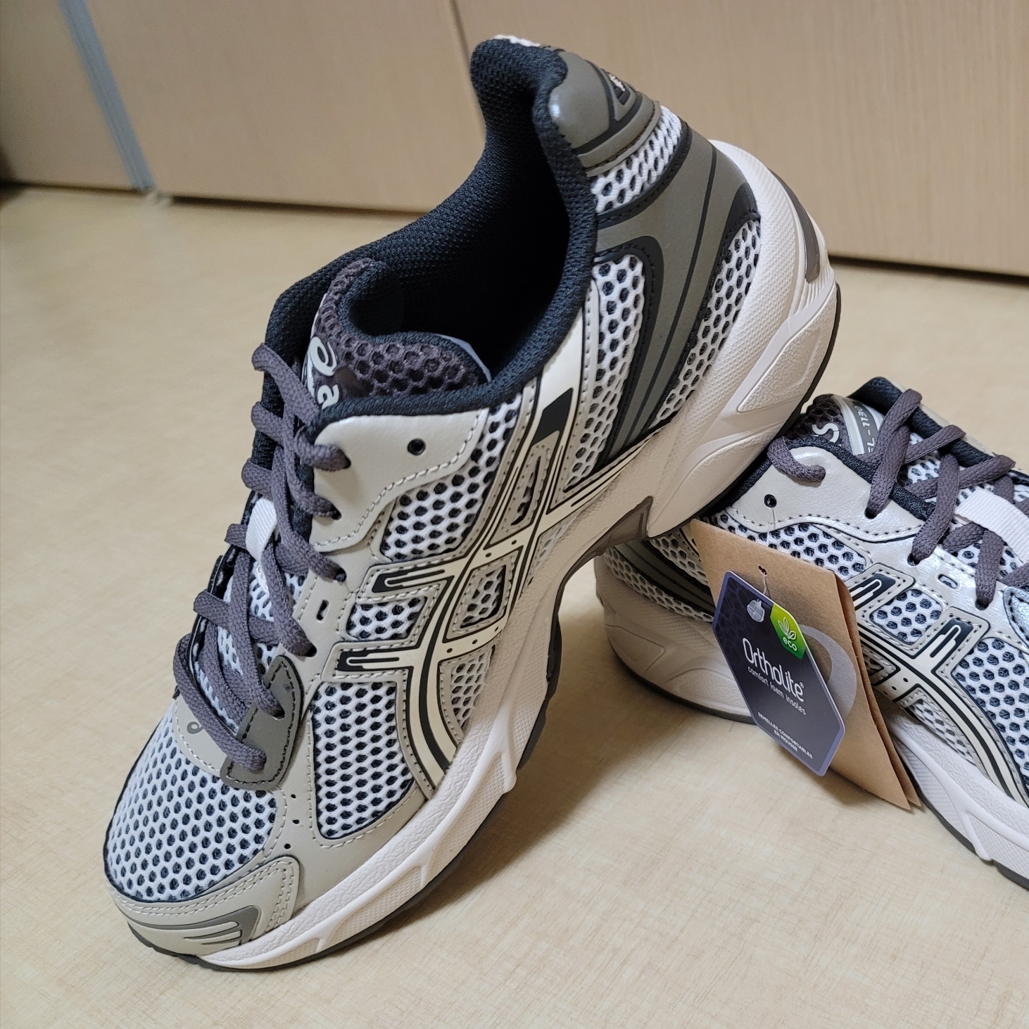 Asics Gel-1130 Birch Dark Taupe - Korea Exclusive, Asics Gel-1130 Oyster Grey Clay Grey 착용 스타일 - 1