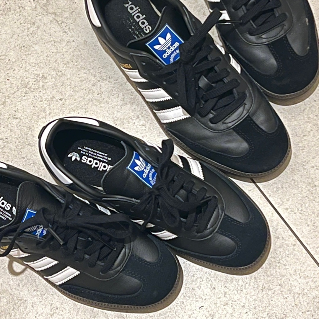 Adidas Samba OG Black White Gum 착용 스타일