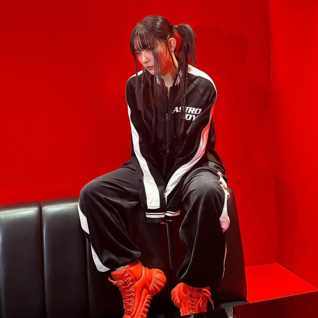 Onitsuka Tiger x Astro Boy Dentigre Puff Boot Fiery Red 착용 스타일 - 4