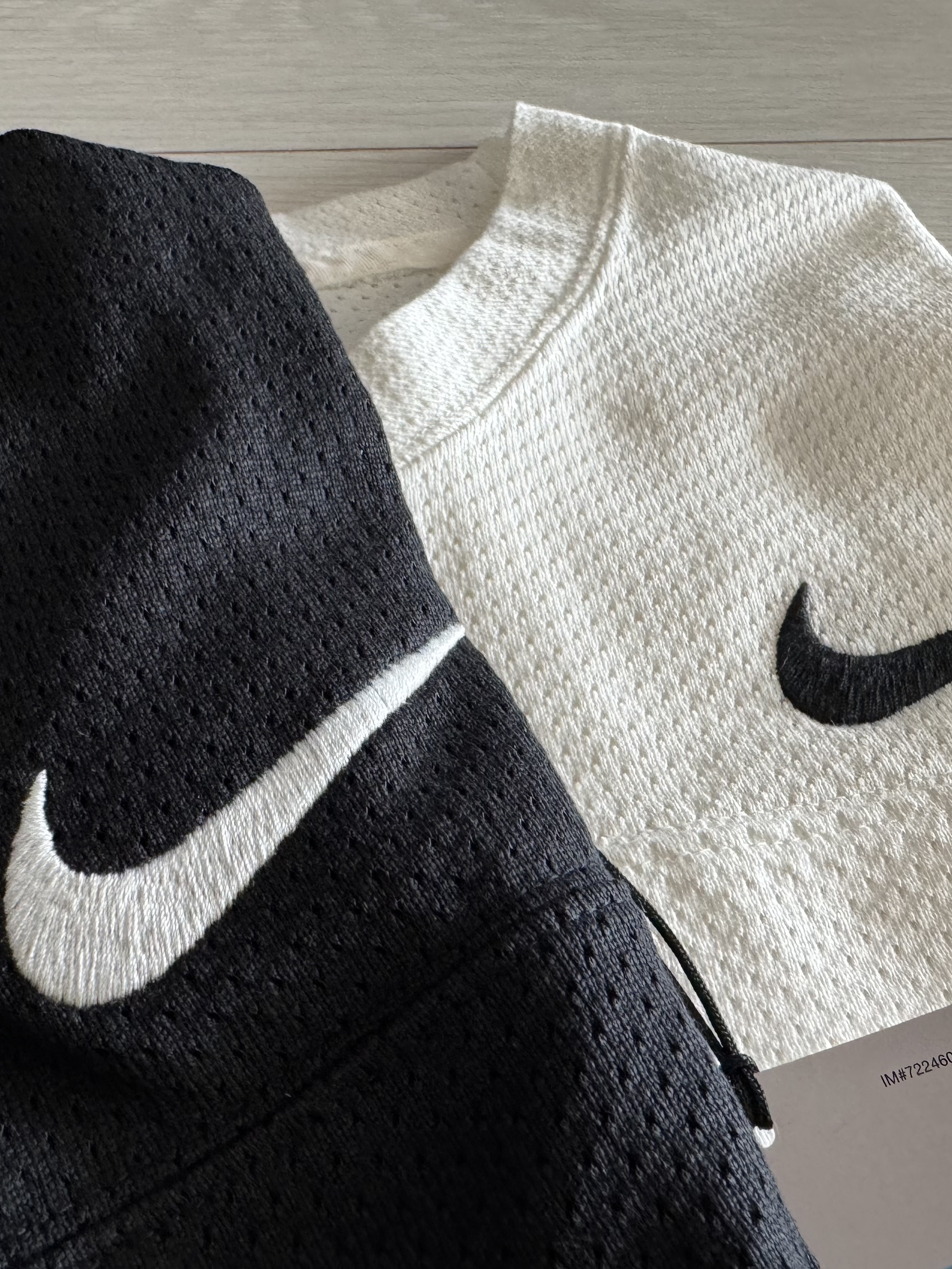 Nike x Stussy Long Sleeve Top Black (FJ9164-010), Nike x Stussy Long Sleeve Top Sail (FJ9164-133) 착용 스타일 - 4