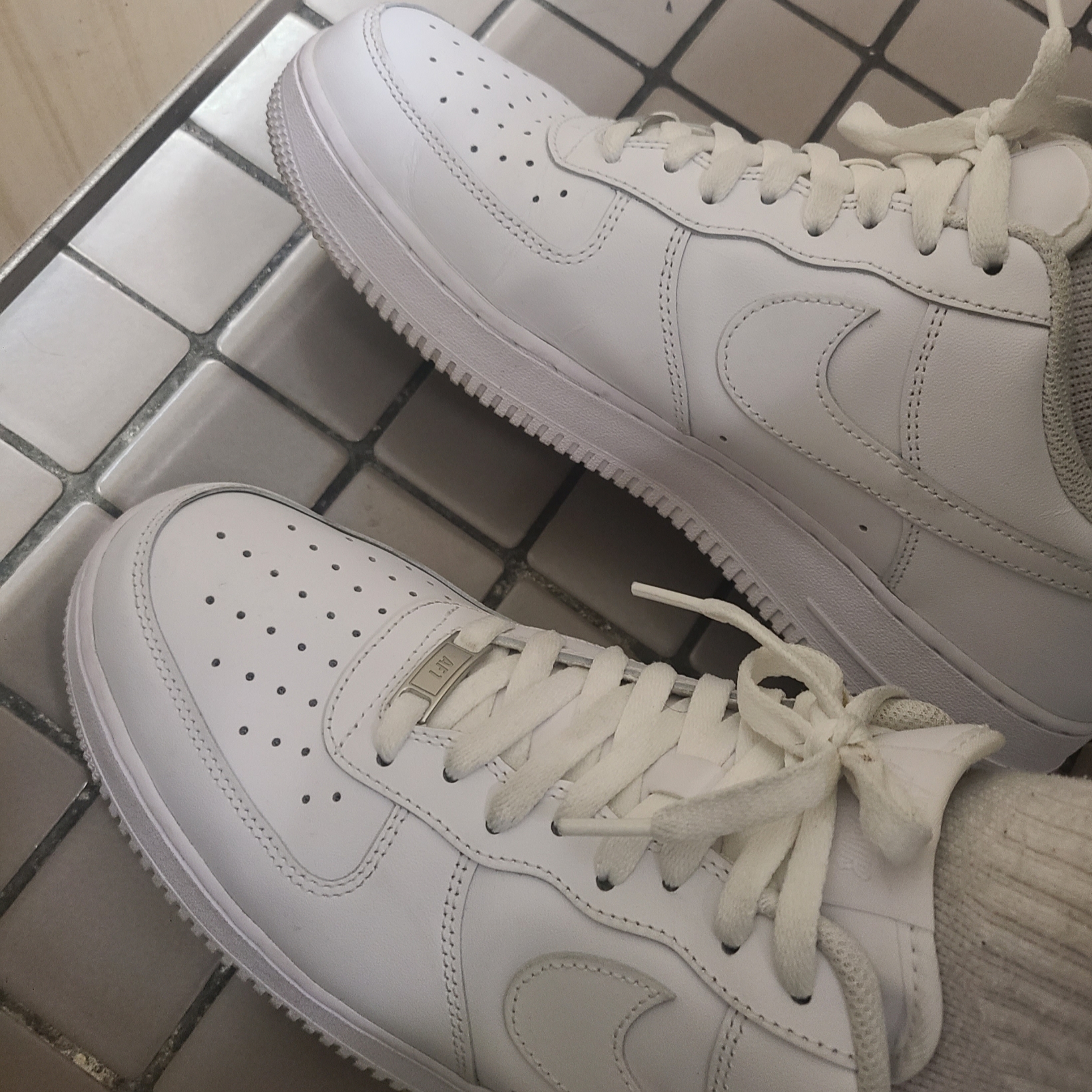 Nike Air Force 1 '07 Low White 착용 스타일