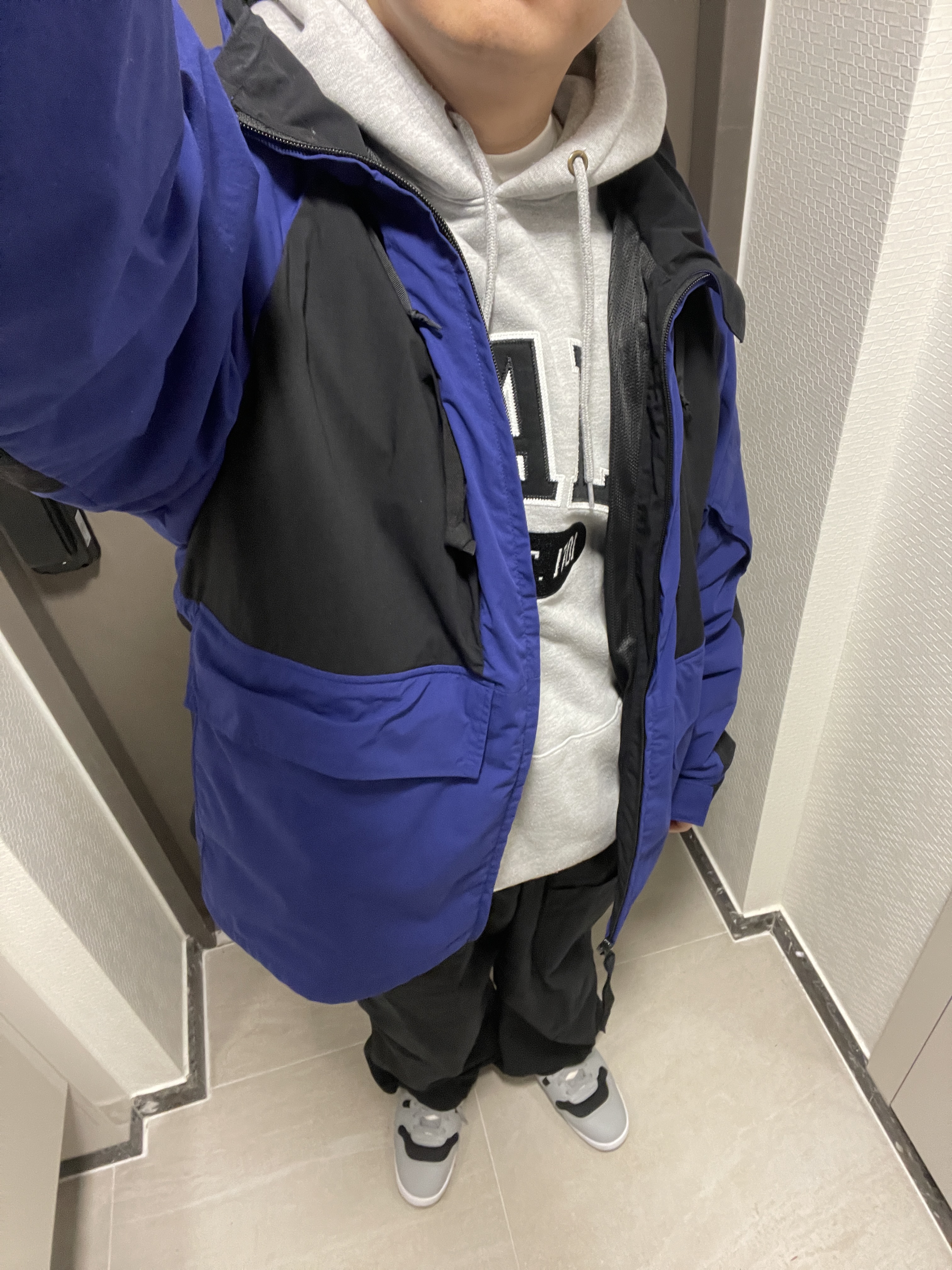 Nike Mac Attack QS SP Light Smoke Grey 착용 스타일 - 2