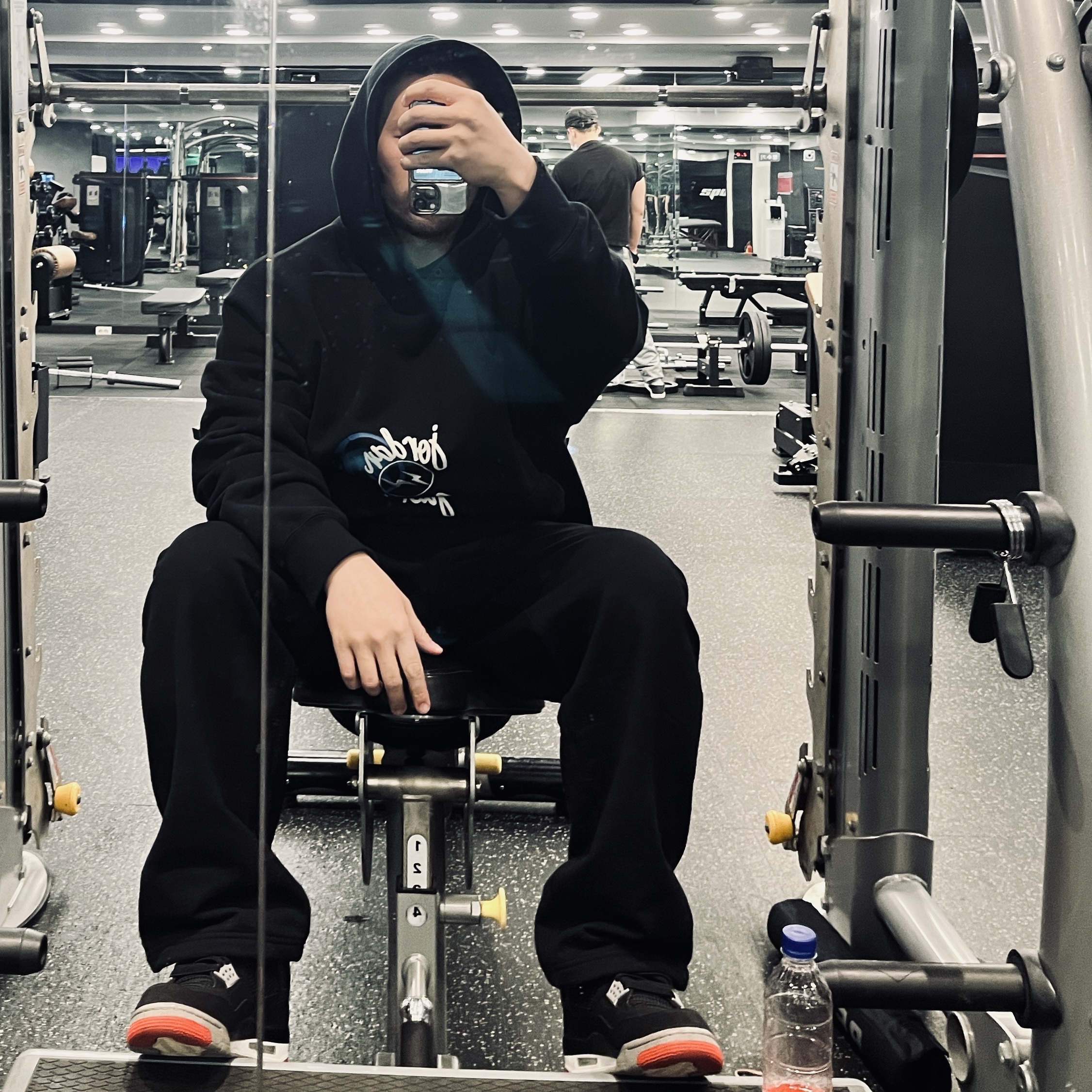 Jordan 4 Retro Bred 2019, Jordan x Travis Scott x Fragment Hoodie Black (DJ0615-010) 착용 스타일