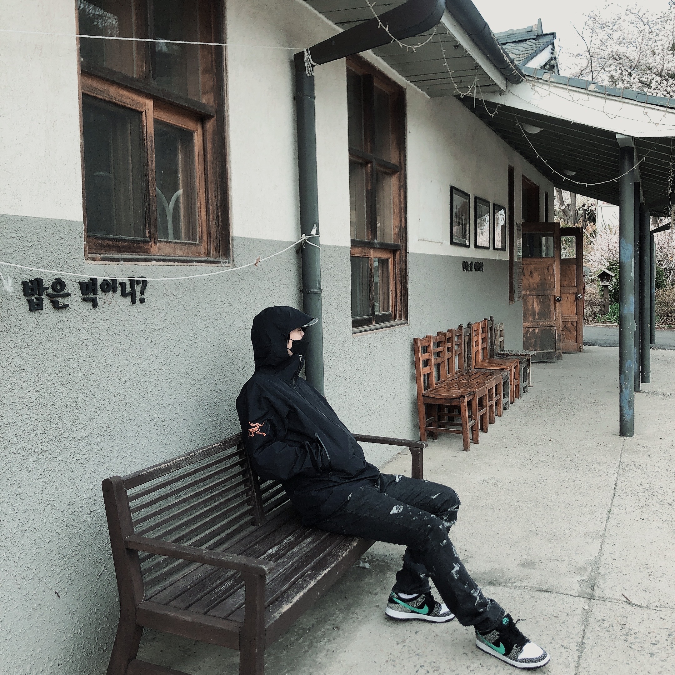 Arc'teryx x Beams Zeta SL Jacket Black Orange, Nike SB Dunk Low Pro Clear Jade 착용 스타일
