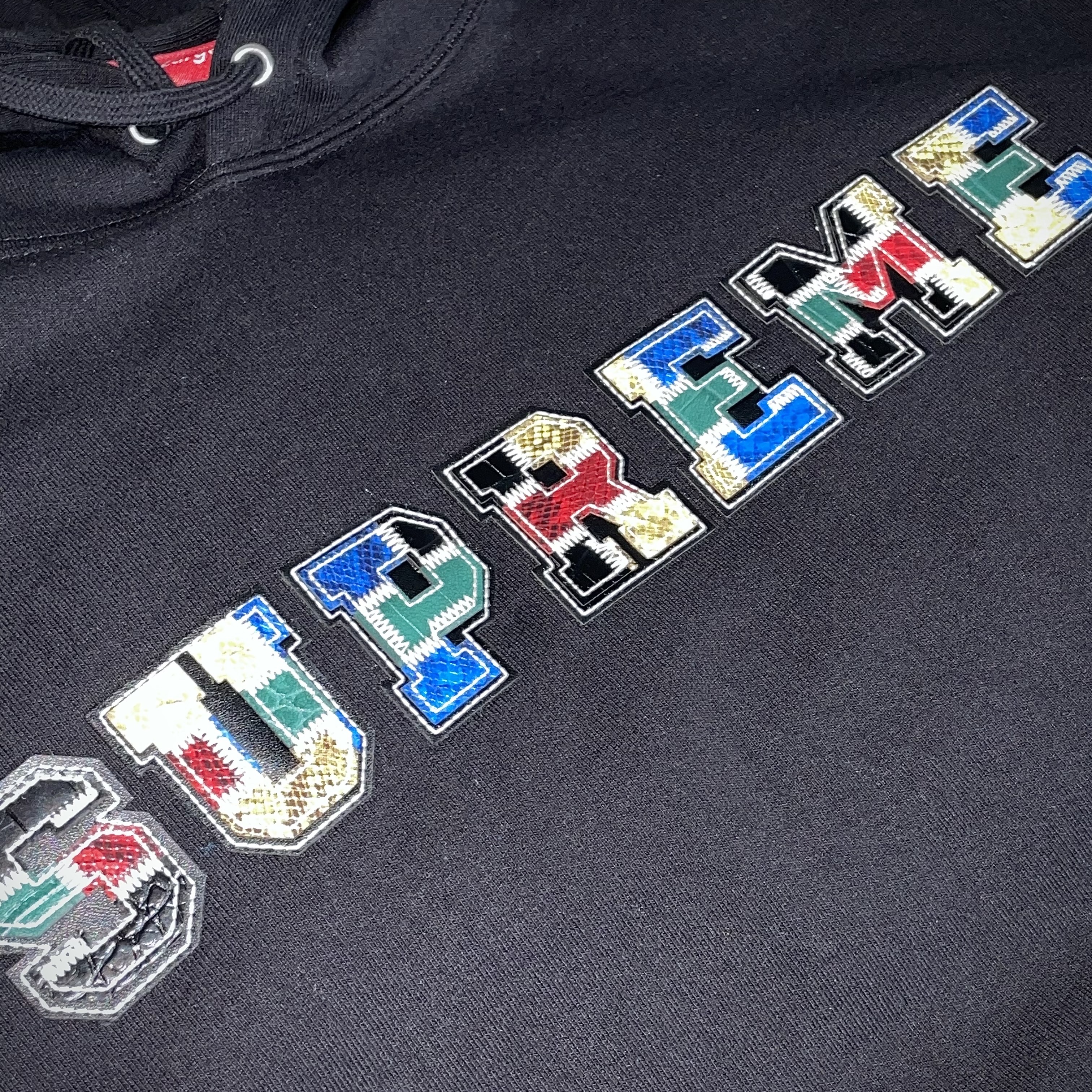 Supreme Collegiate Patchwork Leather Hooded Sweatshirt Black - 23FW 착용 스타일 - 2