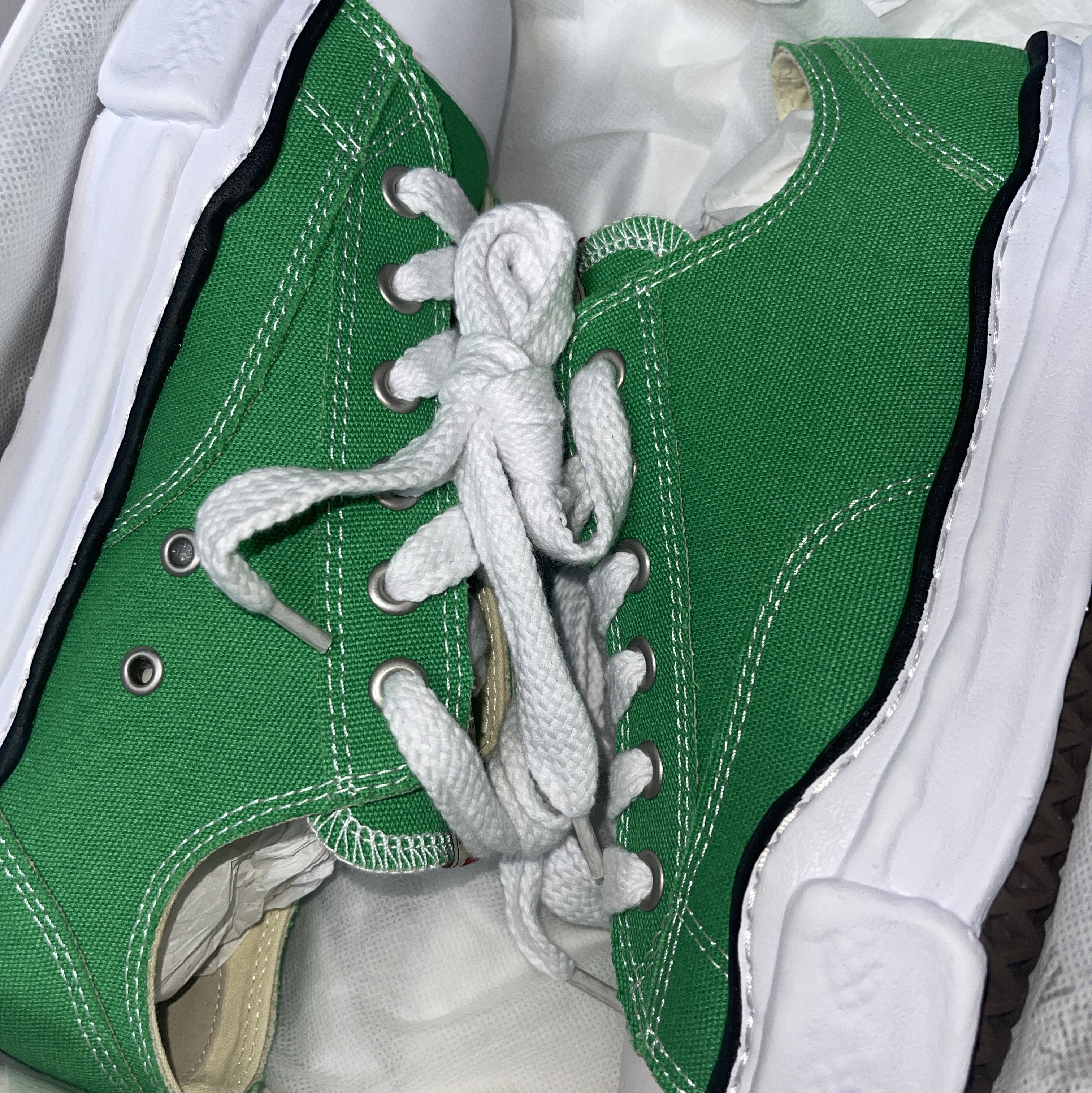 Maison Mihara Yasuhiro Peterson OG Sole Canvas Low Sneakers Green 착용 스타일