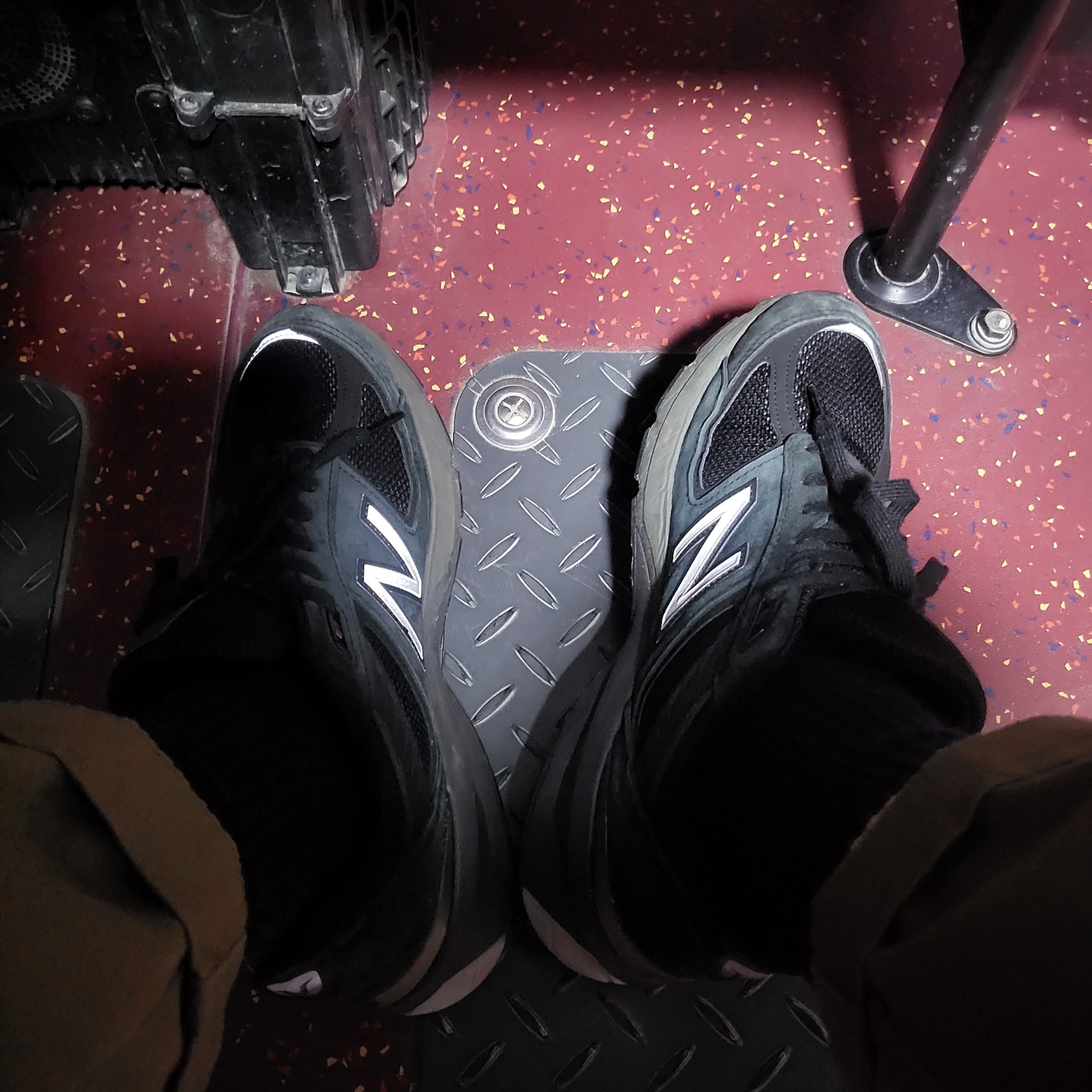 New Balance 990v5 Made in USA Black - D Standard 착용 스타일