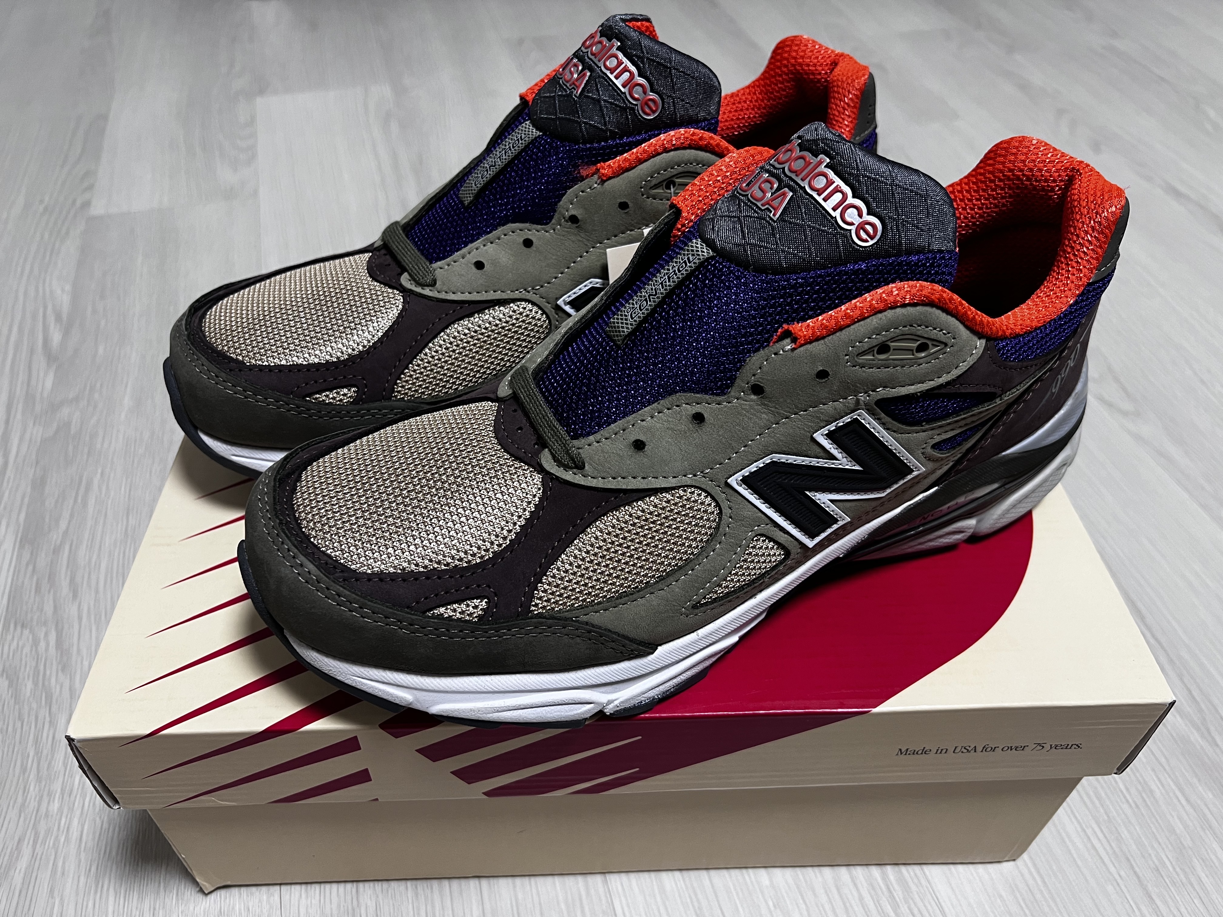 New Balance 990v3 Made in USA Tan Orange 착용 스타일