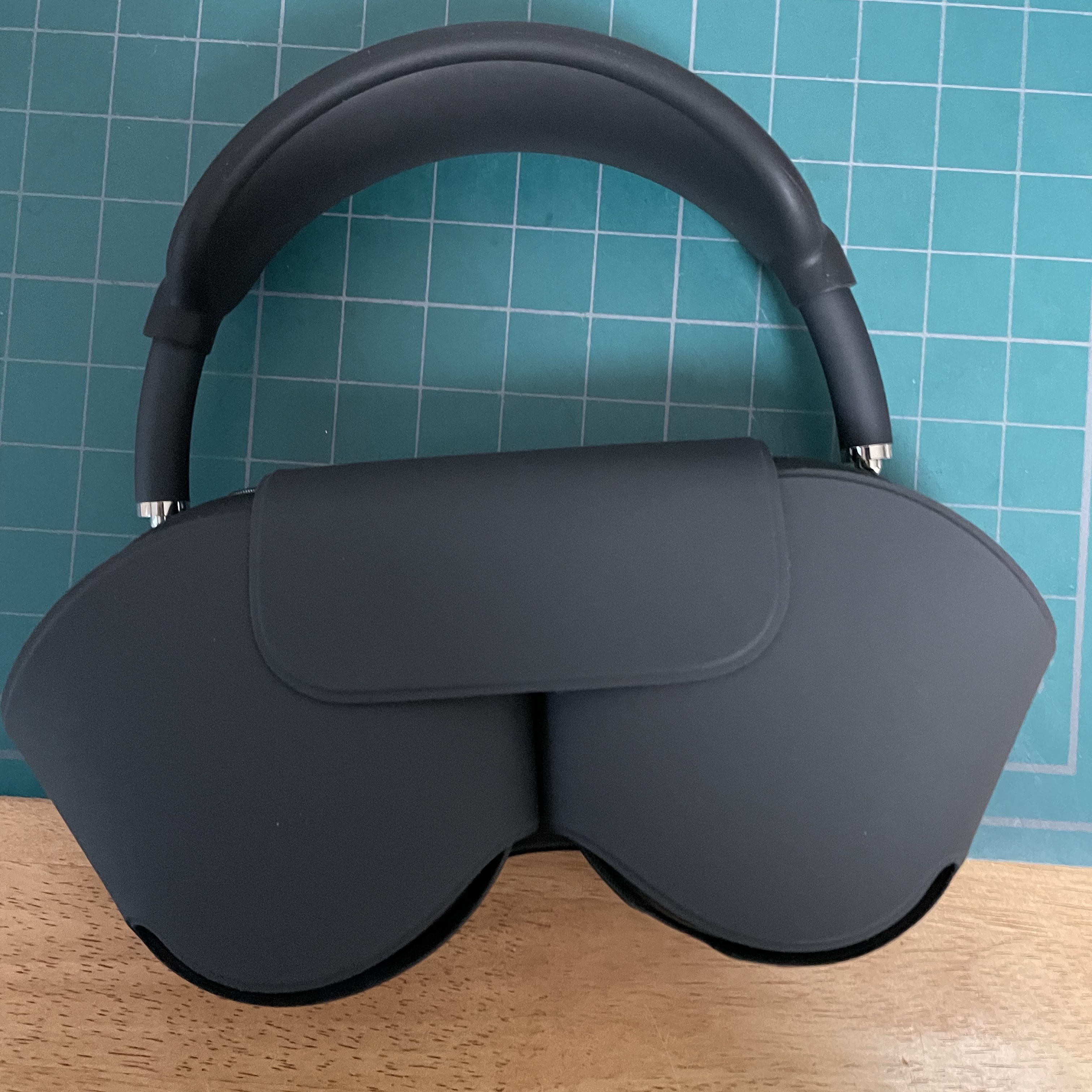 Apple AirPods Max Lightning Space Gray (Korean Ver.) 착용 스타일