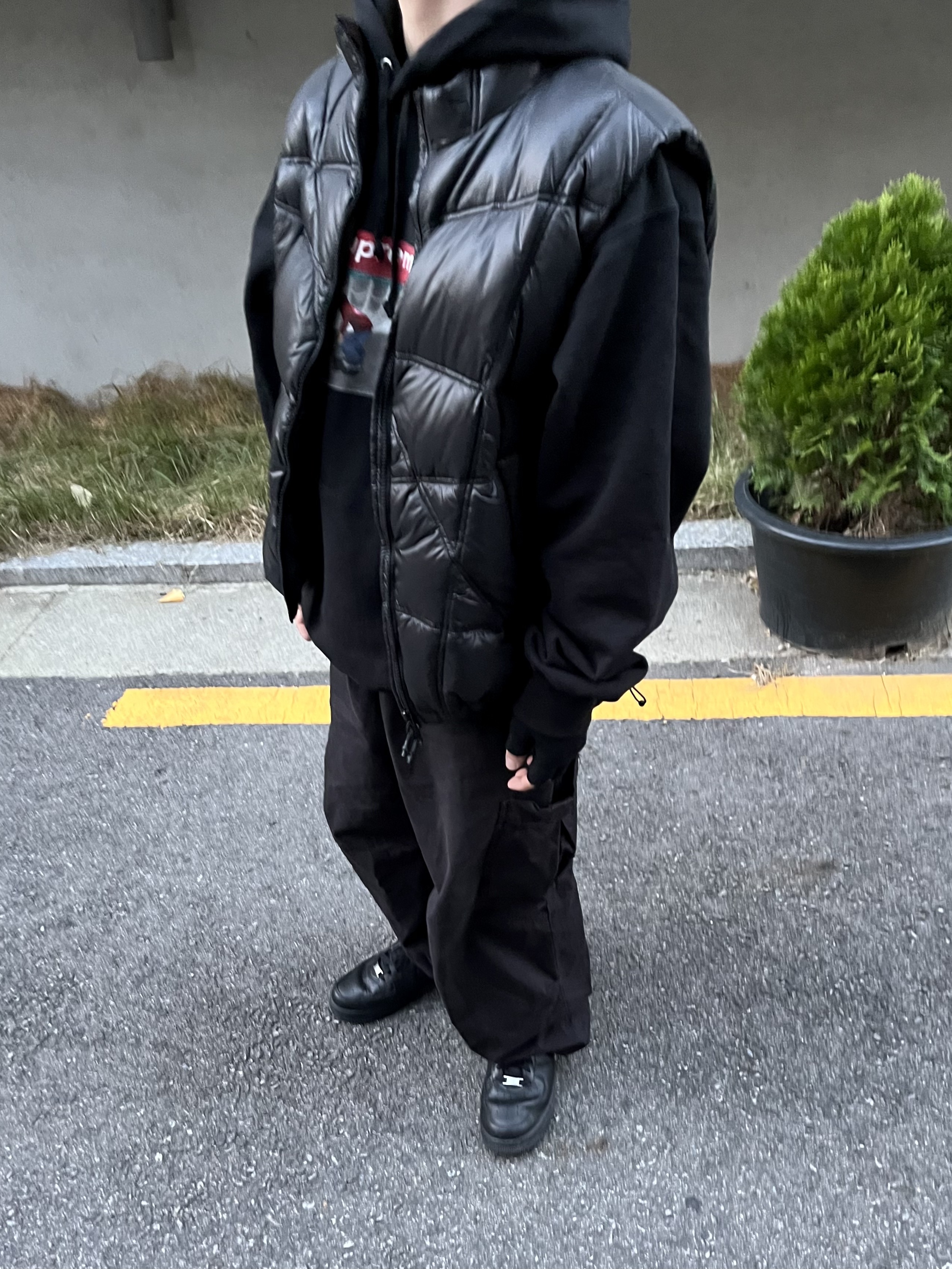 Nike x Supreme Air Force 1 Low Black, Supreme x Thrasher Hooded Sweatshirt Black - 21FW 착용 스타일 - 3
