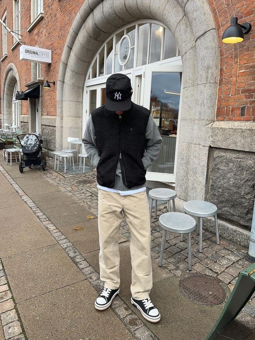 thisisneverthat x New Era x MLB New York Yankees 9FIFTY Retro Crown Cap Black, thisisneverthat x New Era x MLB New York Yankees 9FIFTY Retro Crown Cap Navy 착용 스타일 - 5