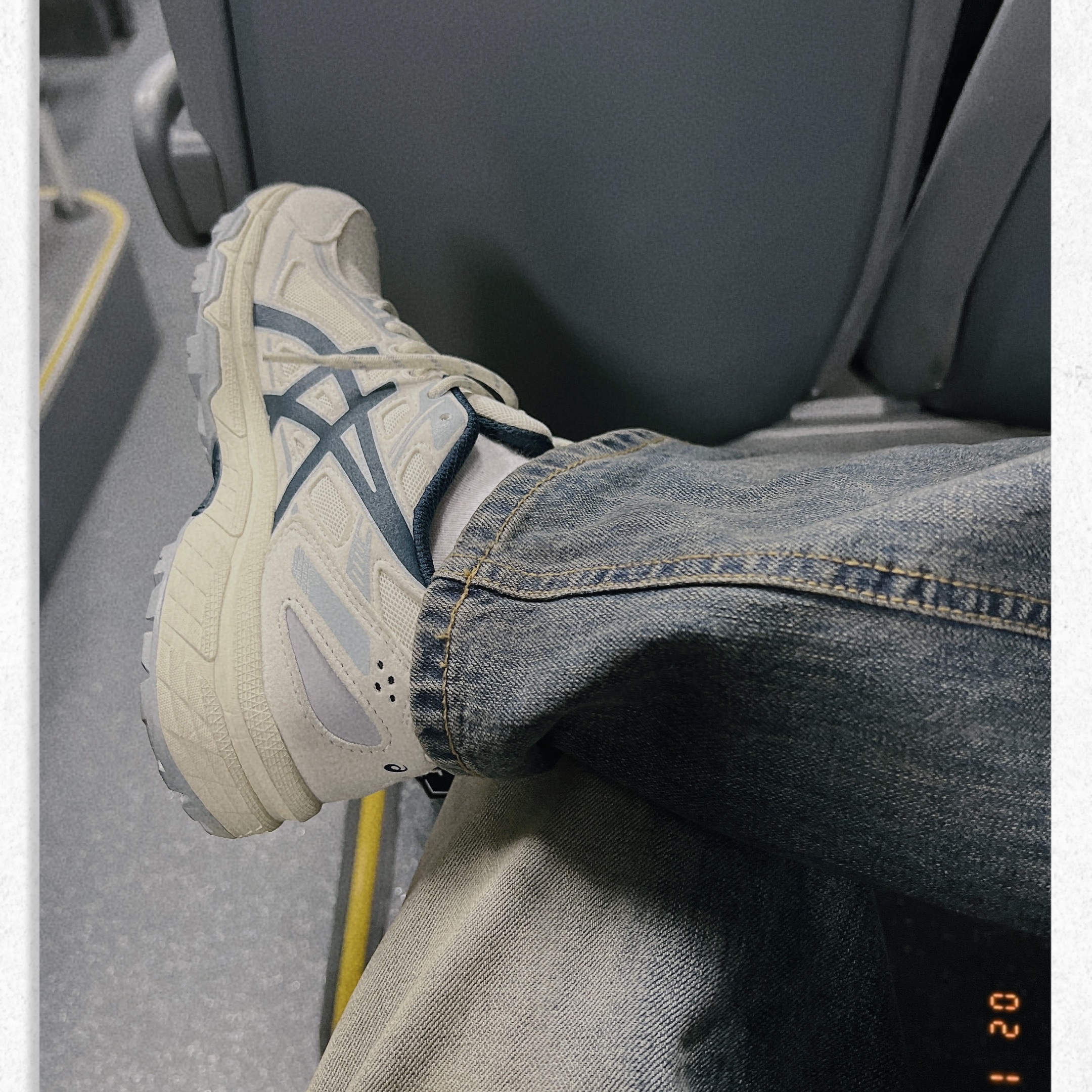 Asics Gel-Venture 6 SPS Birch French Blue 착용 스타일