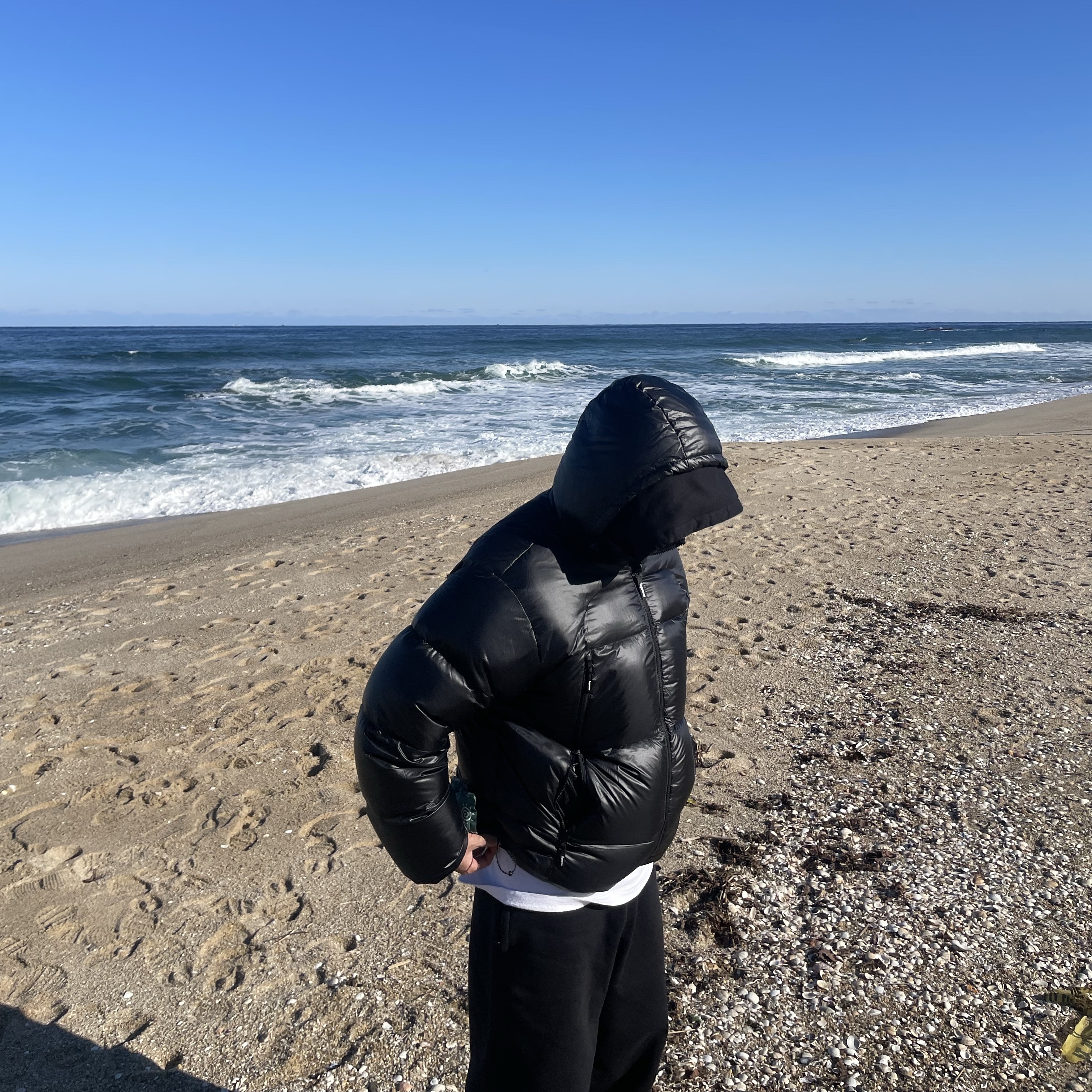 Supreme Featherweight Down Puffer Jacket Black - 23FW, Nike x Stussy Full Zip Washed Fleece Hoodie Black (FJ9175-010) 착용 스타일 - 3