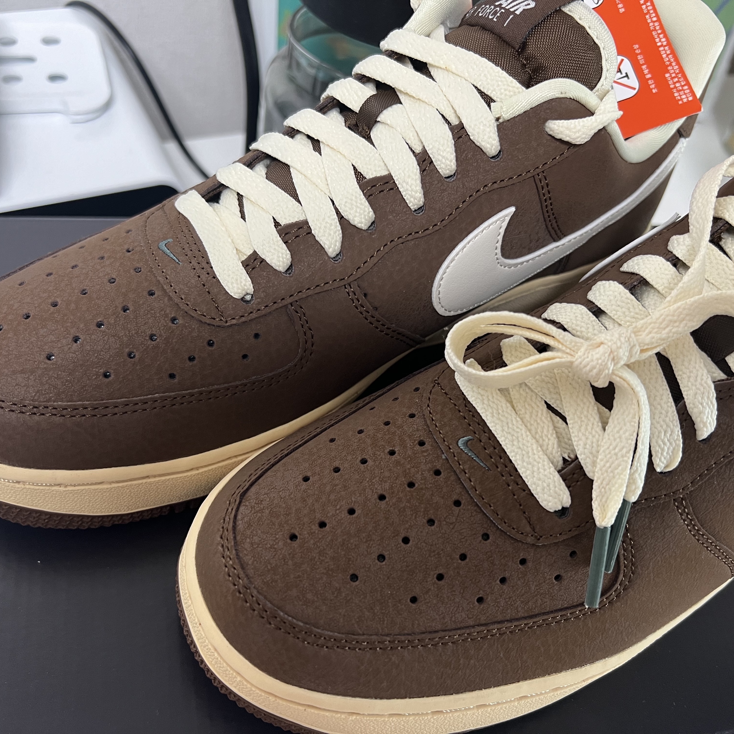Nike Air Force 1 '07 Cacao Wow Coconut Milk 착용 스타일 - 3
