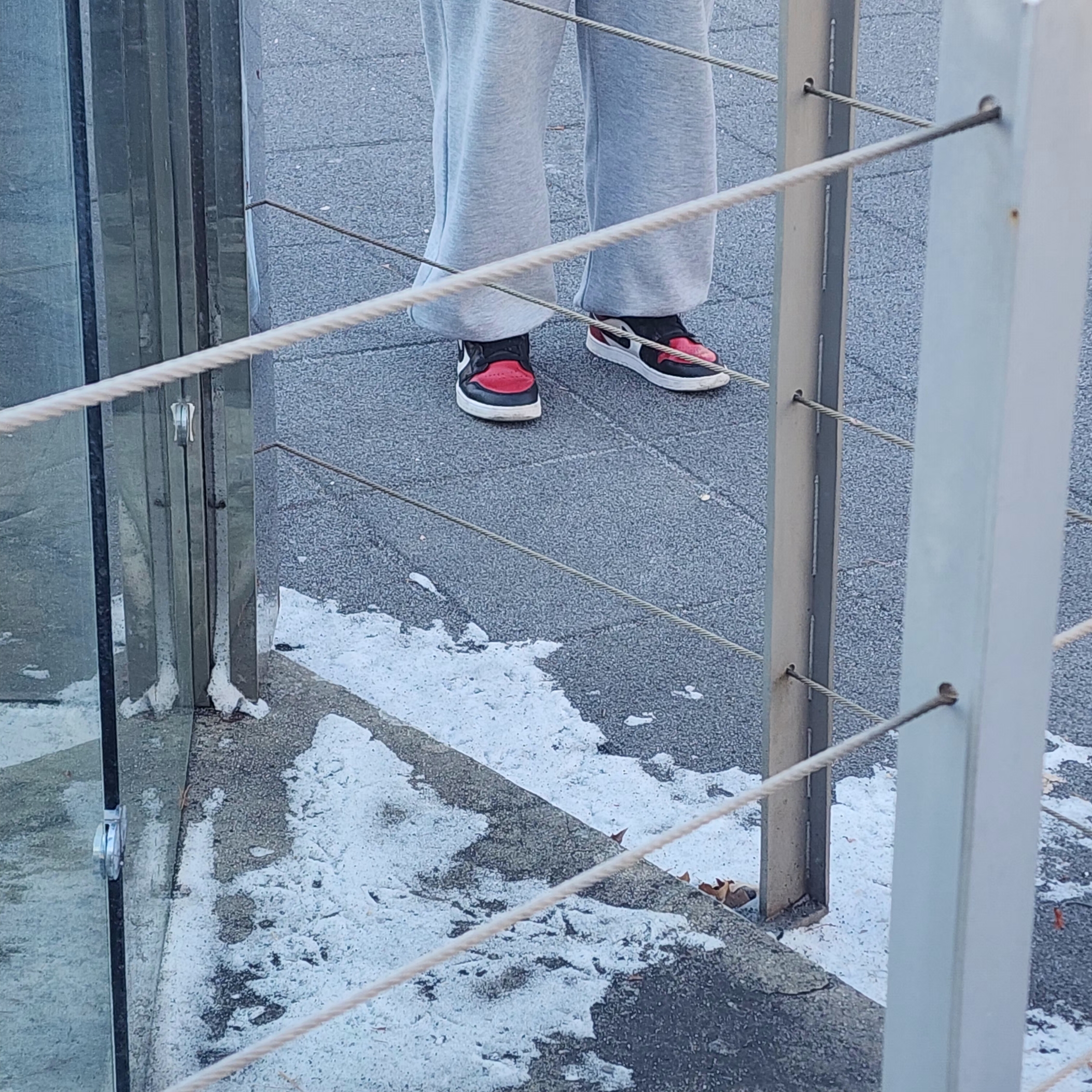 Jordan 1 Low Bred Toe, (PS) Jordan 1 Low Alt Bred Toe 착용 스타일 - 2