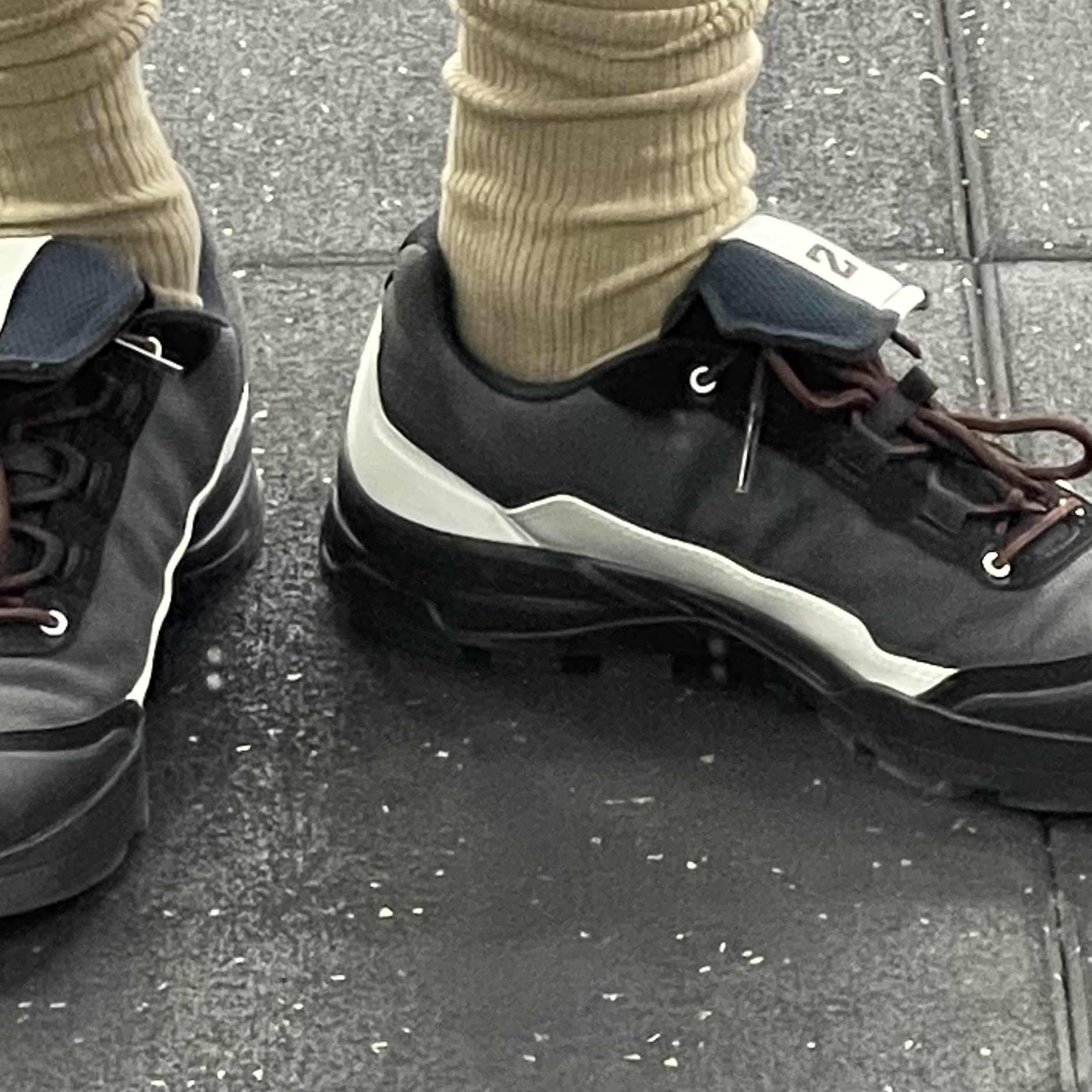 Salomon x GR10K X-Alp Esill Black Metal 착용 스타일 - 2