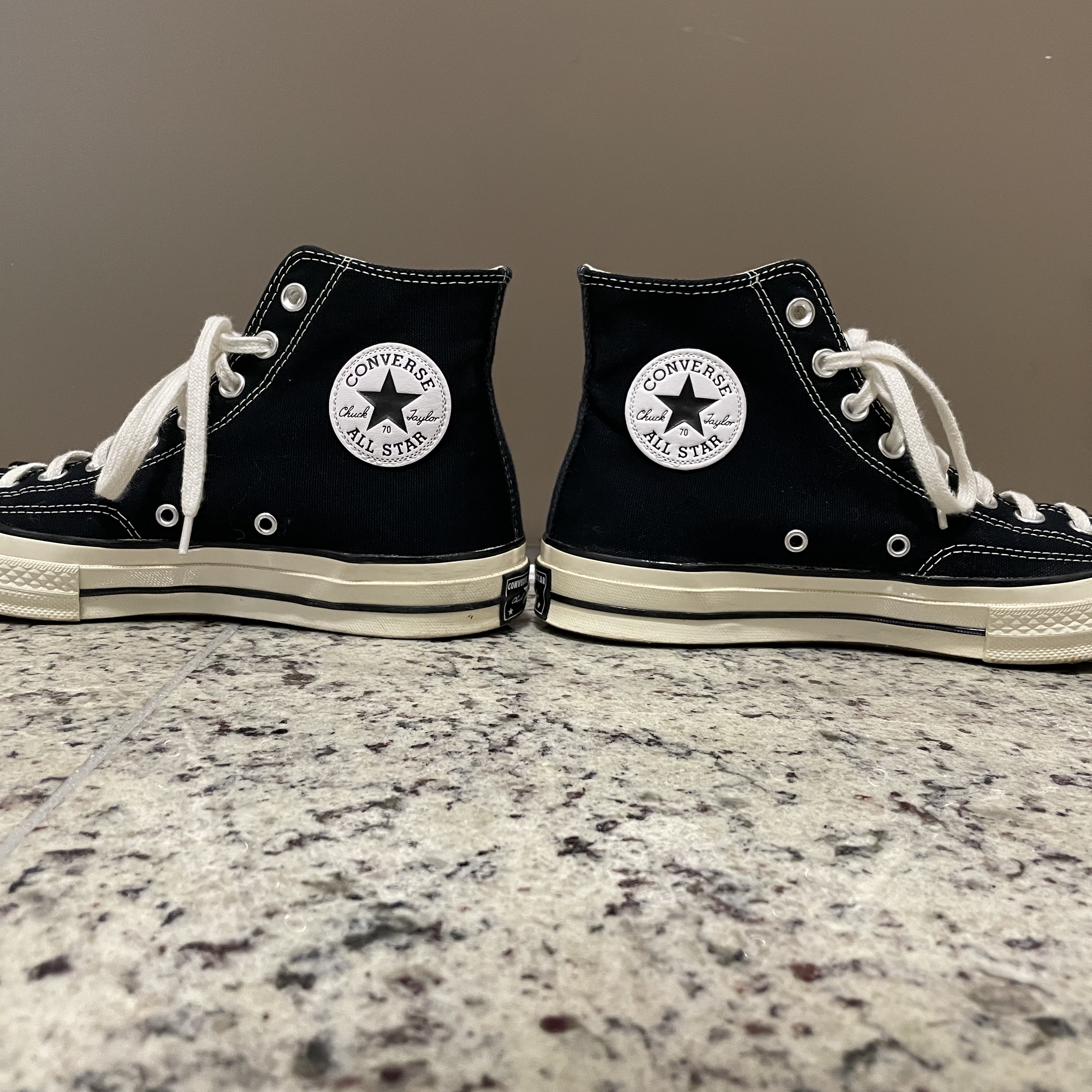 Converse Chuck 70 Hi Black 착용 스타일 - 2