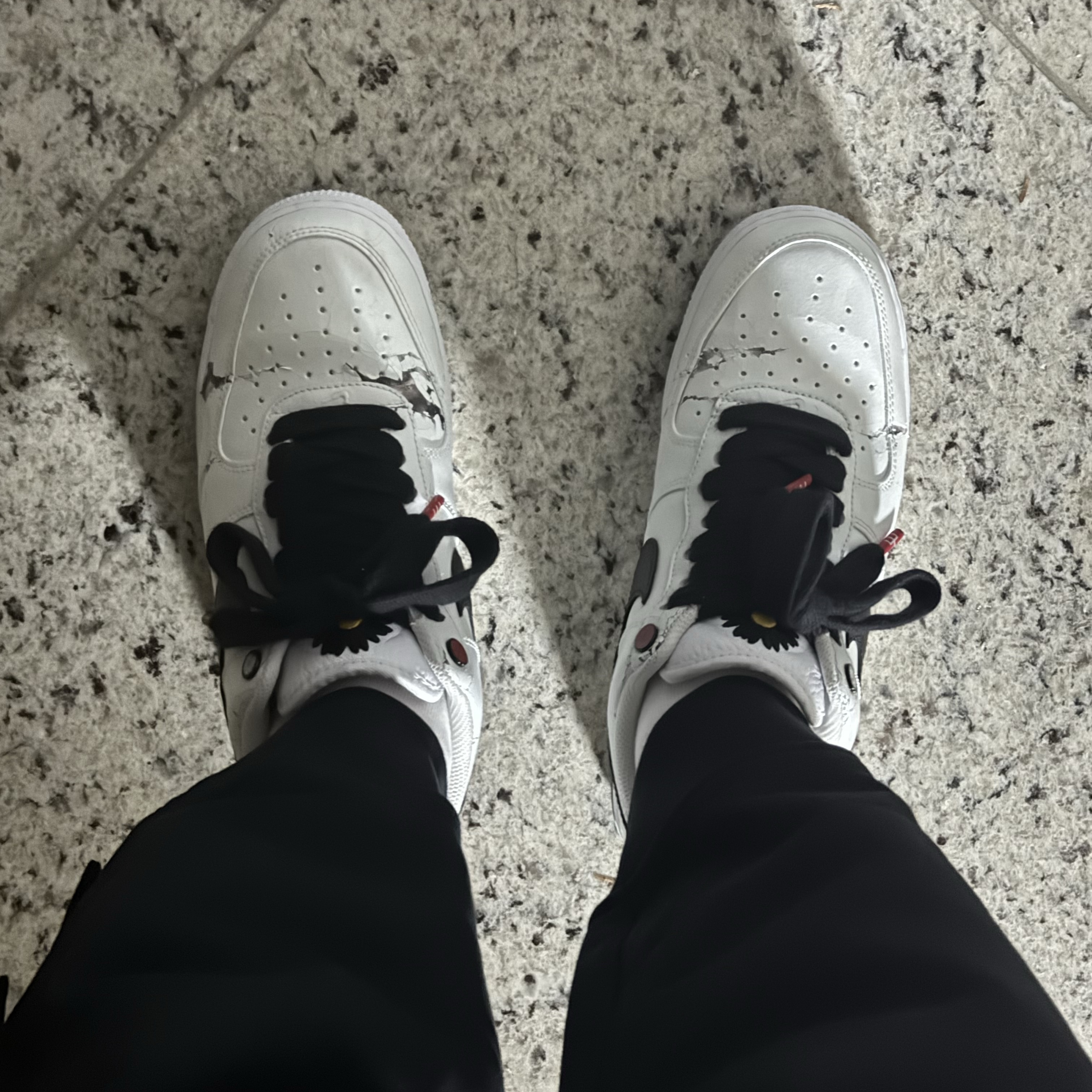 Nike x Peaceminusone Wide Pants Black (DR0096-010), Nike x Peaceminusone Air Force 1 Low Para-Noise 2.0 착용 스타일