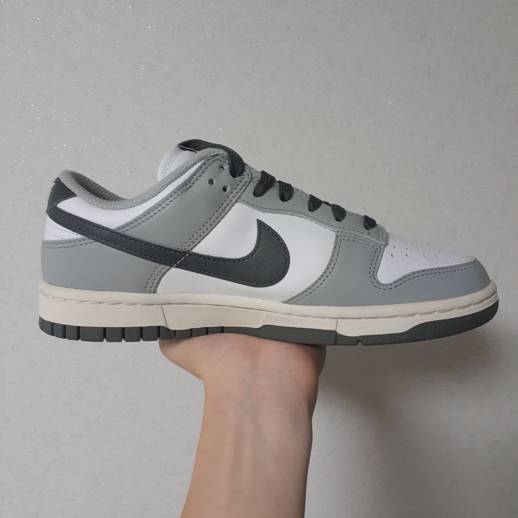 (W) Nike Dunk Low Light Smoke Grey 착용 스타일