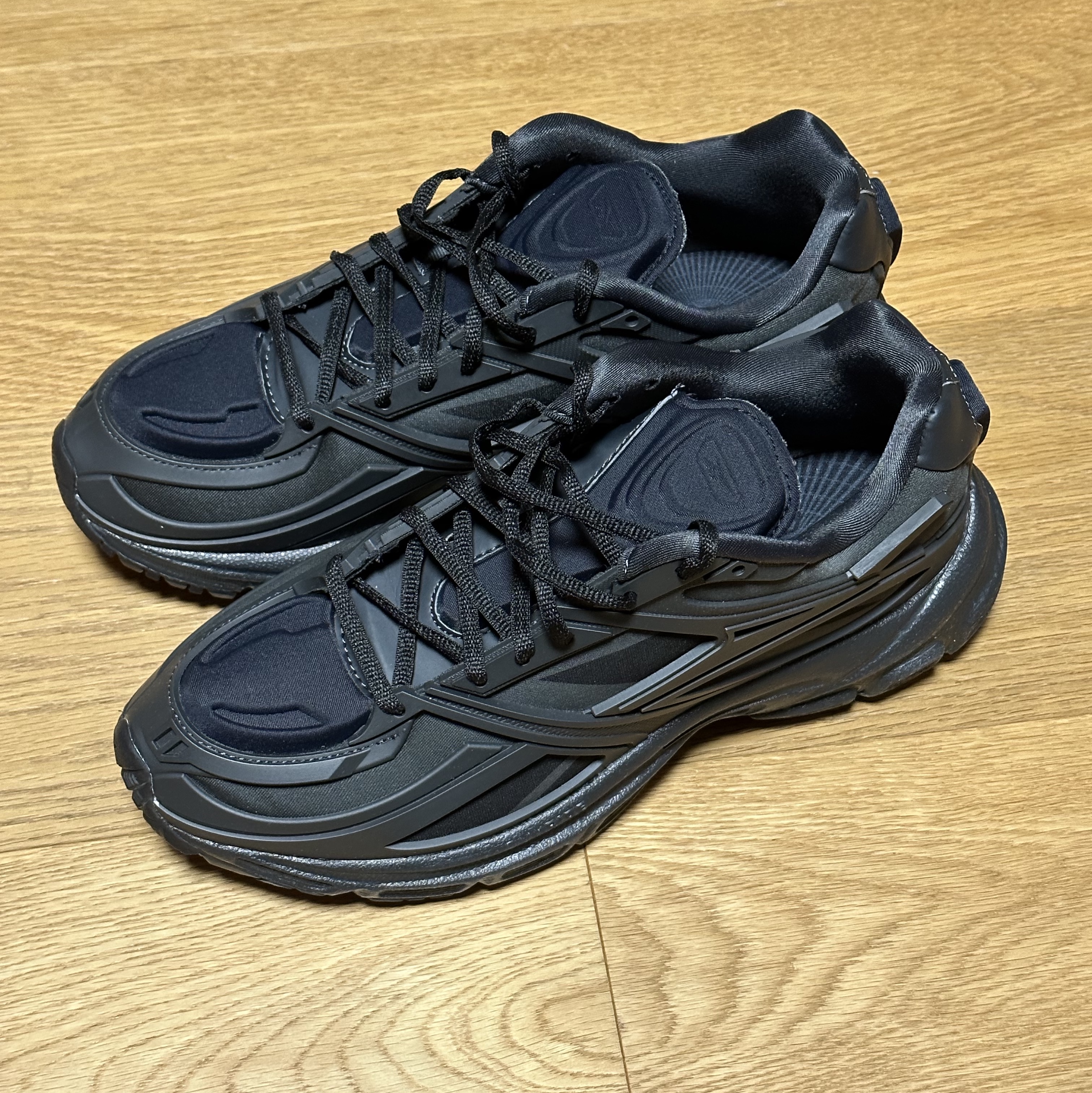Reebok Premier Road Modern Black 착용 스타일