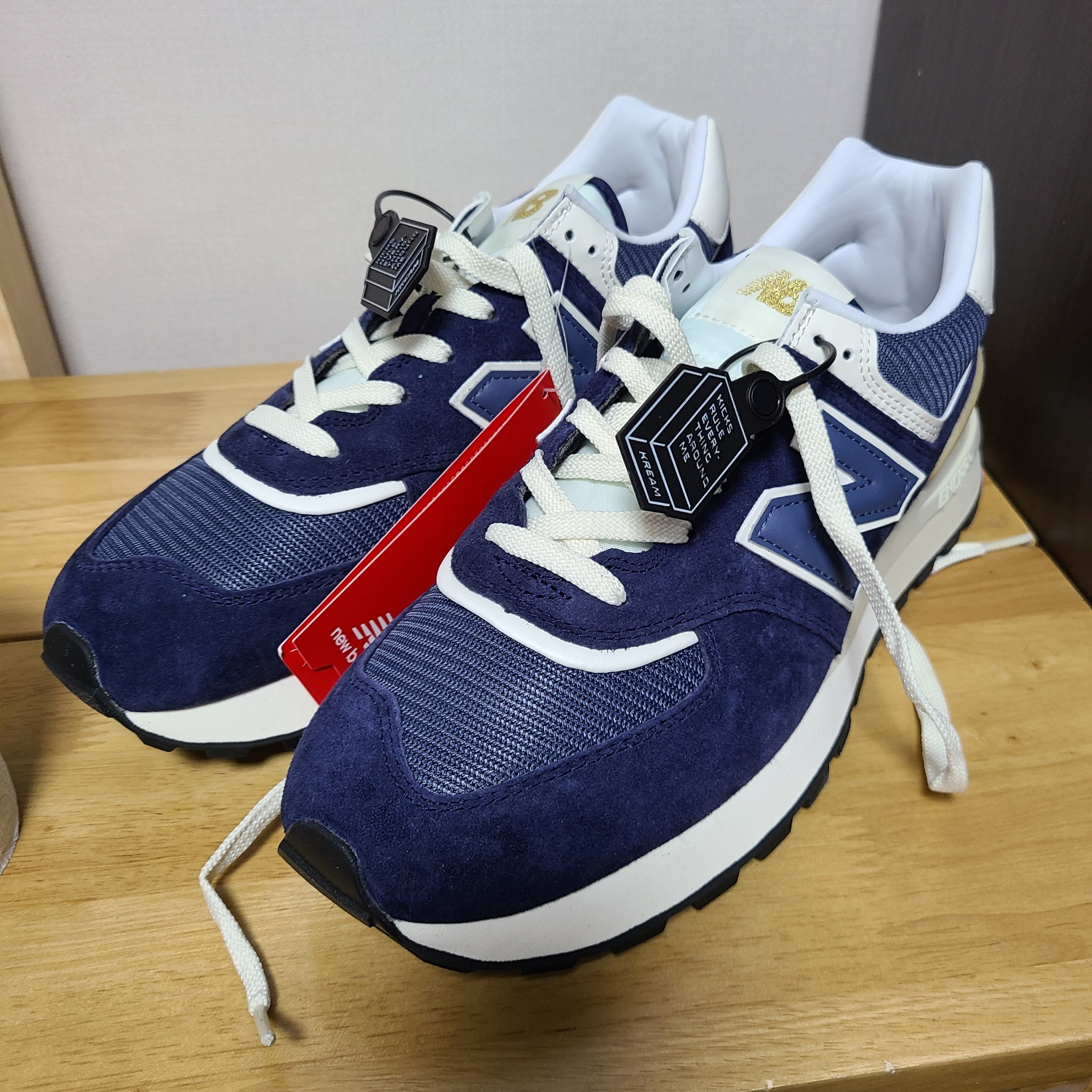 New Balance 574 Legacy Navy 착용 스타일