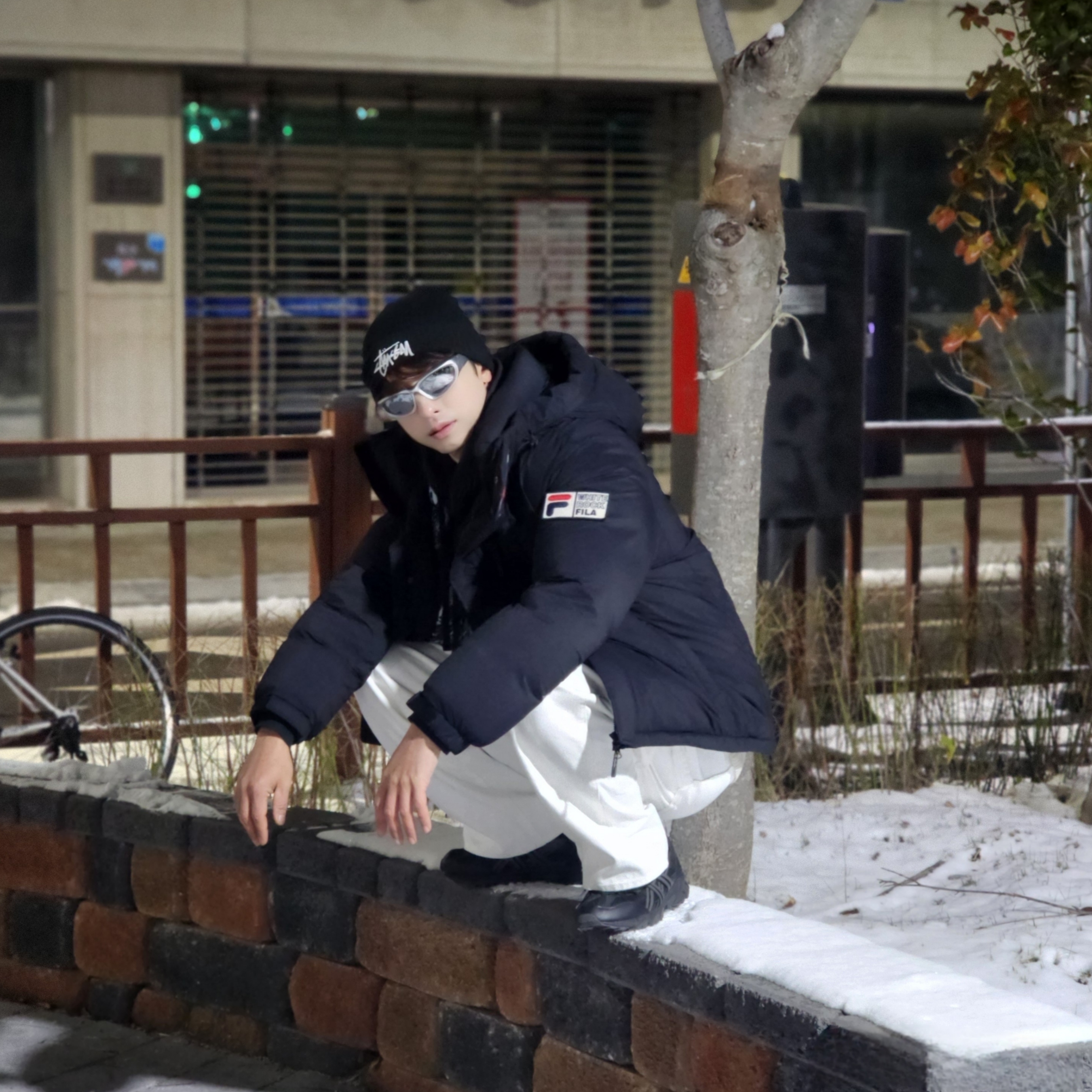 Stussy Big Stock Cuff Beanie Black, Nike NSW Club Fleece Graphic Pullover Hoodie black - Asia 착용 스타일 - 6