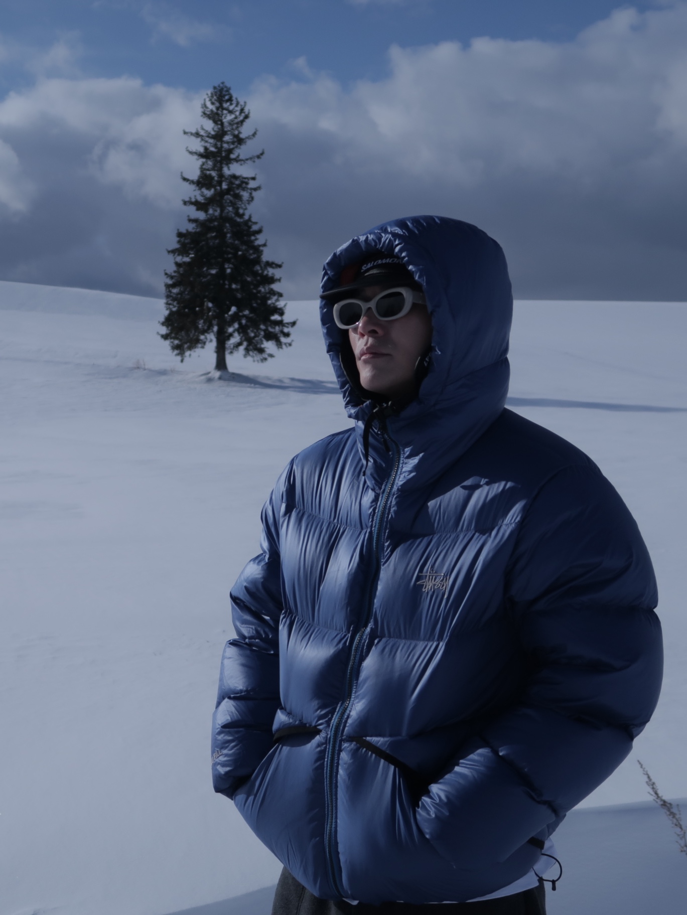 Stussy Down Parka Micro Ripstop Royal Blue, Gentle Monster x Maison Margiela MM004 Grey Black 착용 스타일 - 1