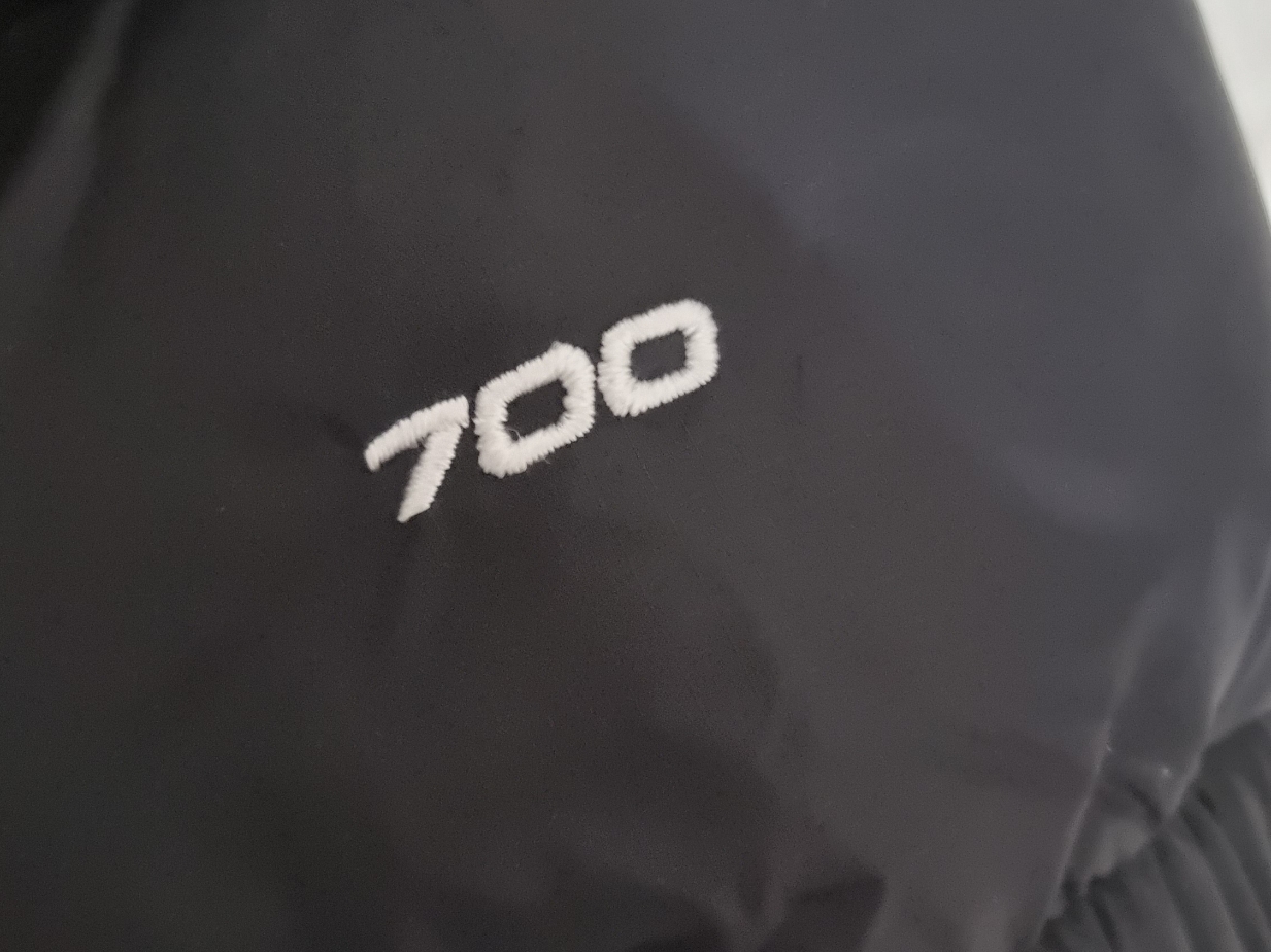 (W) The North Face 1996 Retro Nuptse Jacket Recycled TNF Black 착용 스타일 - 2