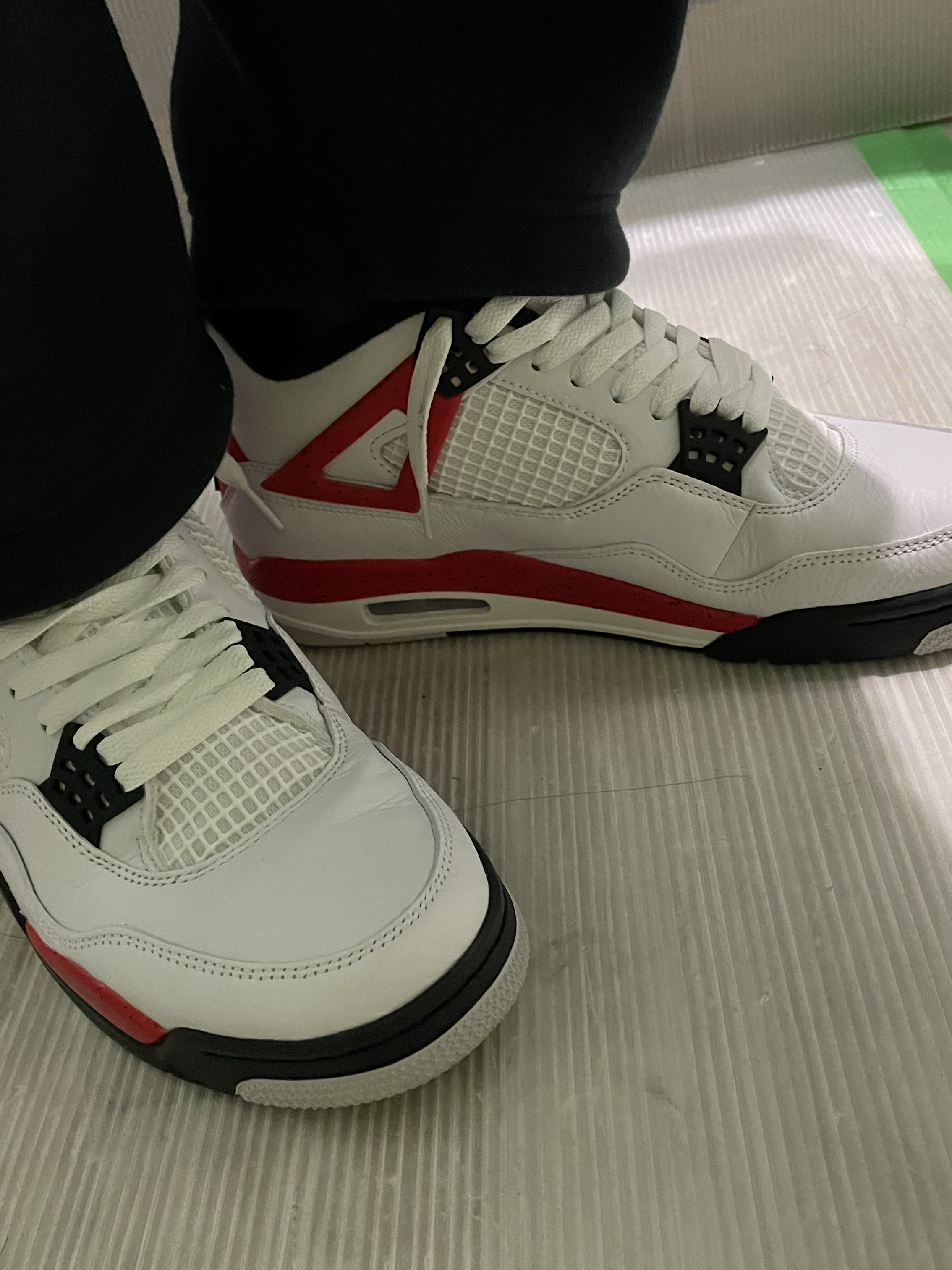 Jordan 1 Retro High Spider-Man Next Chapter, Jordan 1 Low World Make Japan 착용 스타일 - 3