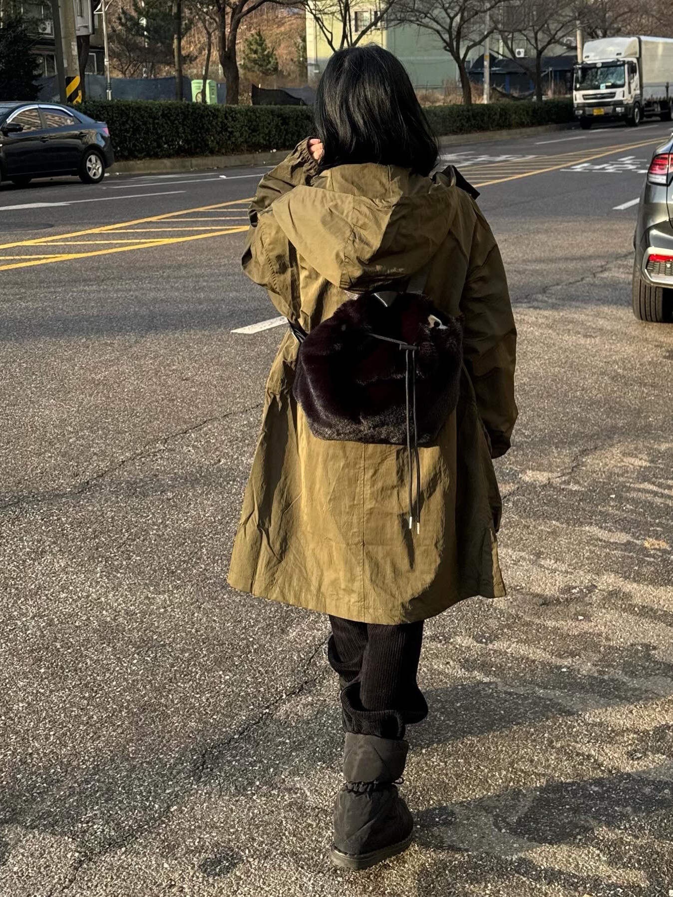 Millo Women Stirng Pocket Hoodie Jacket Deep Khaki 착용 스타일 - 5