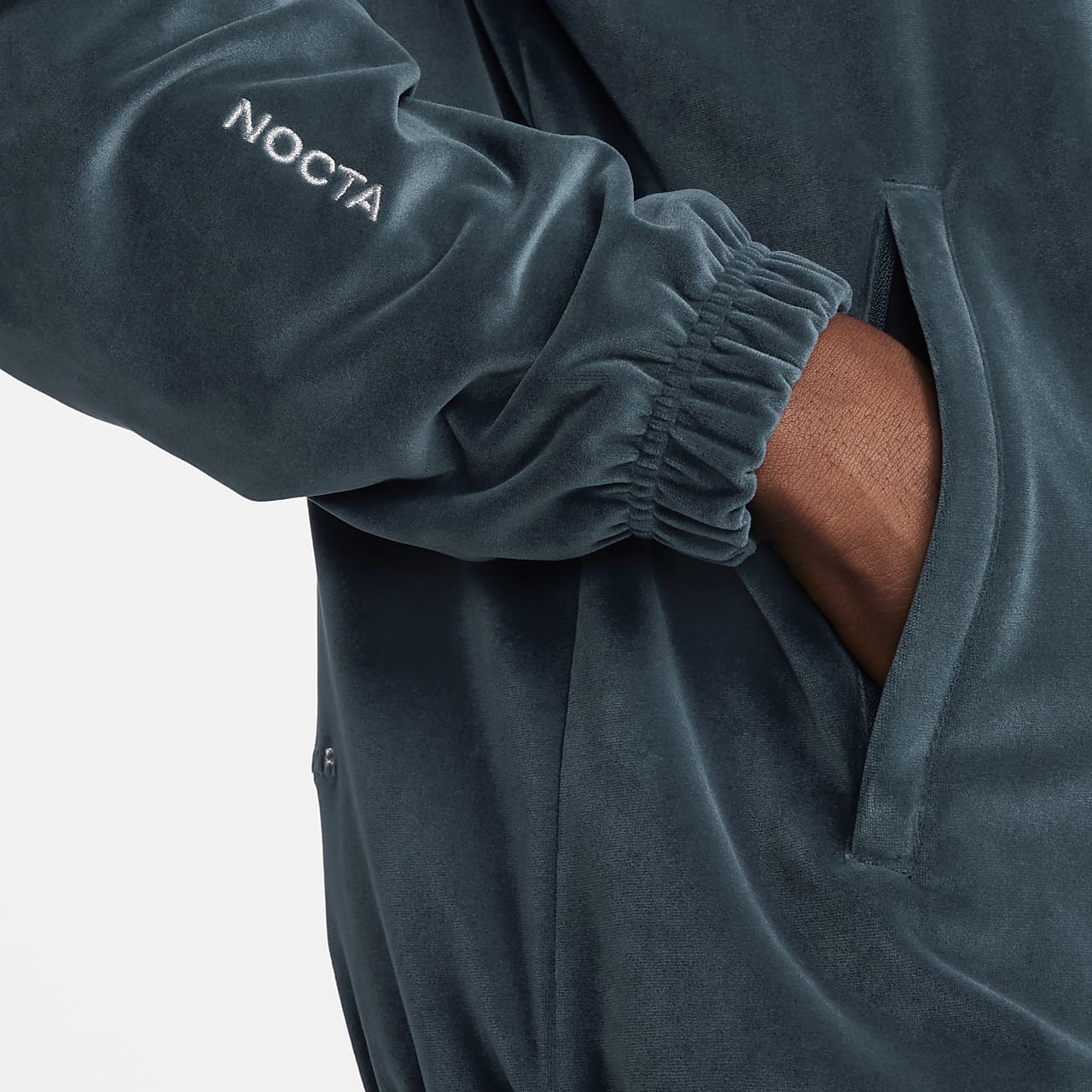 Nike x Drake Nocta Travel Jacket Armory Navy, Nike x Drake Nocta Air Force 1 Low SP Certified Lover Boy White 착용 스타일 - 2