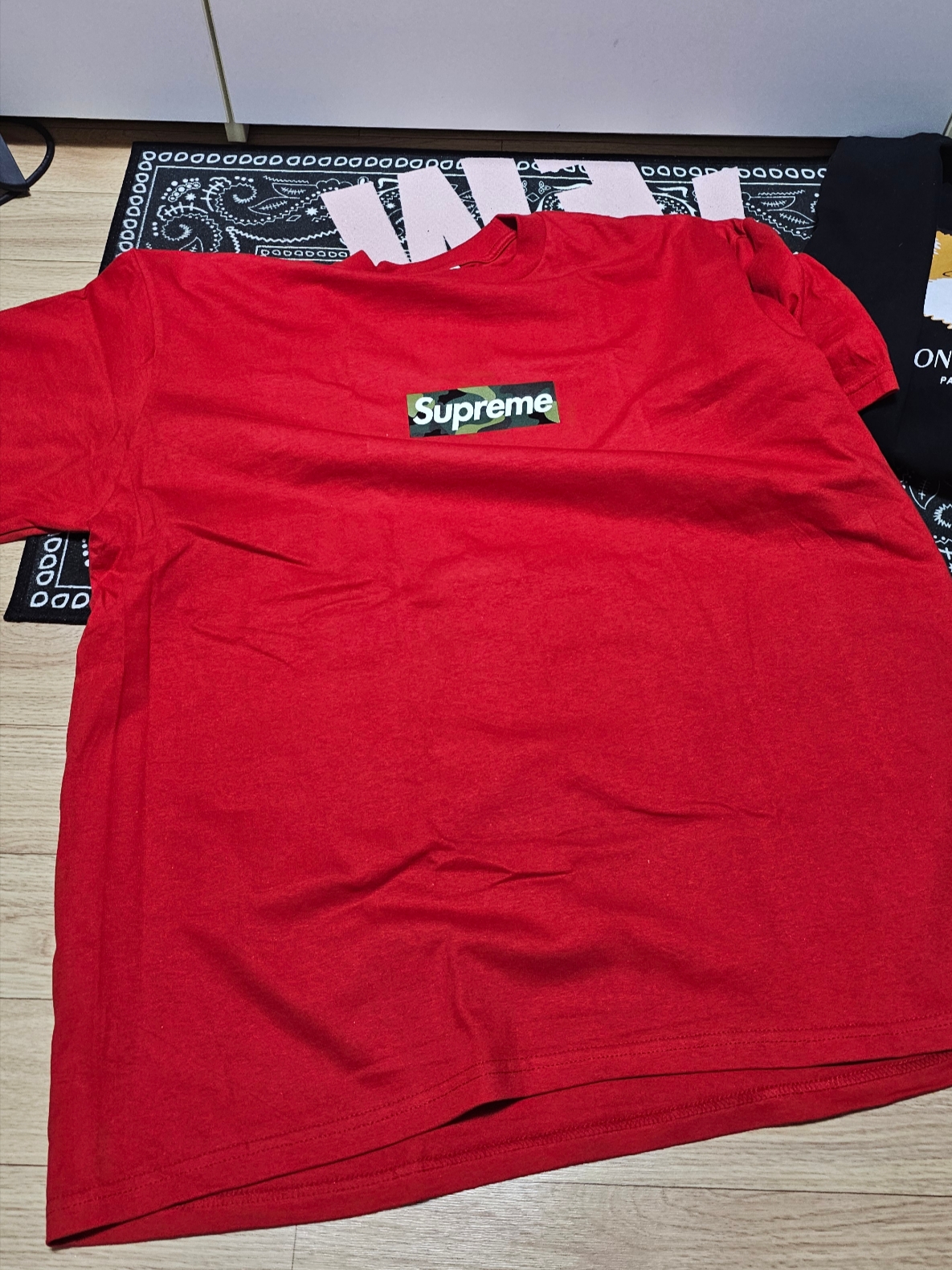 Supreme Box Logo T-Shirt Red - 23FW 착용 스타일